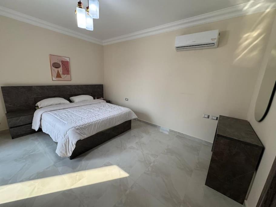 Relaxing Luxury 2BDR - New Cairo by landmark stays