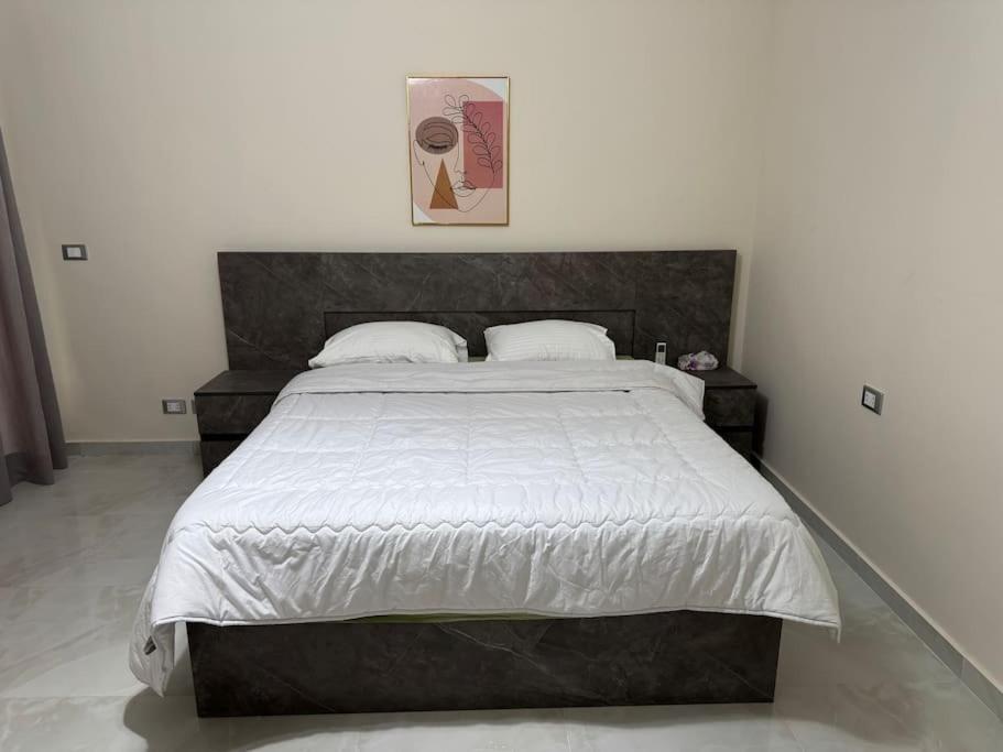 Relaxing Luxury 2BDR - New Cairo by landmark stays