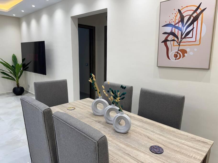 Relaxing Luxury 2BDR - New Cairo by landmark stays