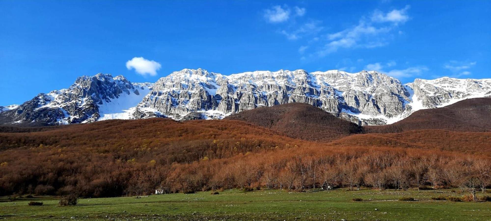 Abruzzo Favolosa Villa Vista Monte Sirente Parco Sirente Velino view 2