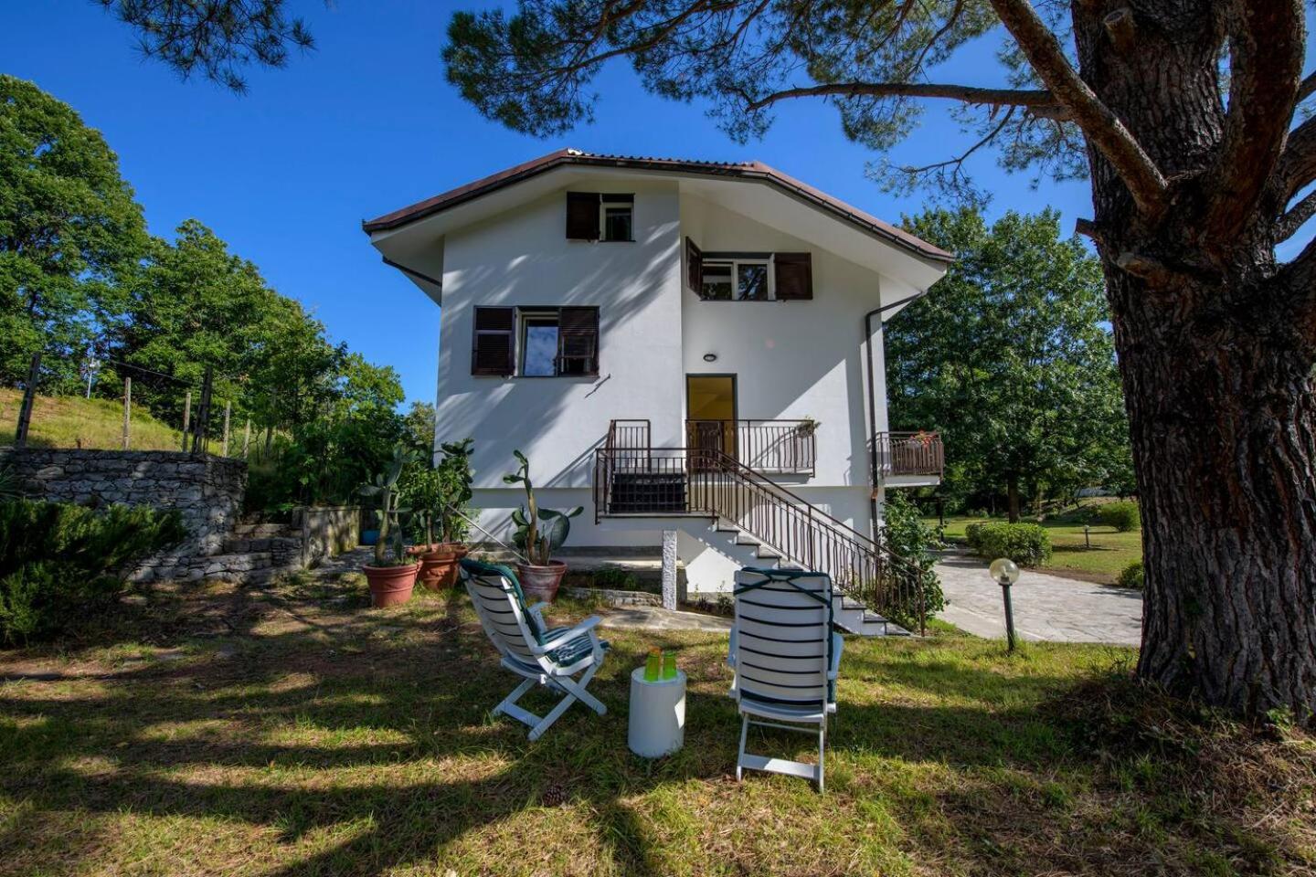 Villa La Pianazza - un OASI nel verde con piscina a pochi minuti da Sestri Levante view 3