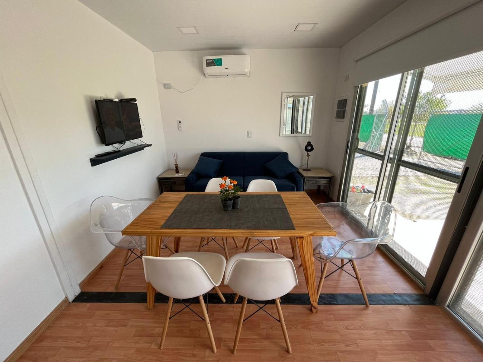 Casa quinta sustentable con asador, jardín y piscina