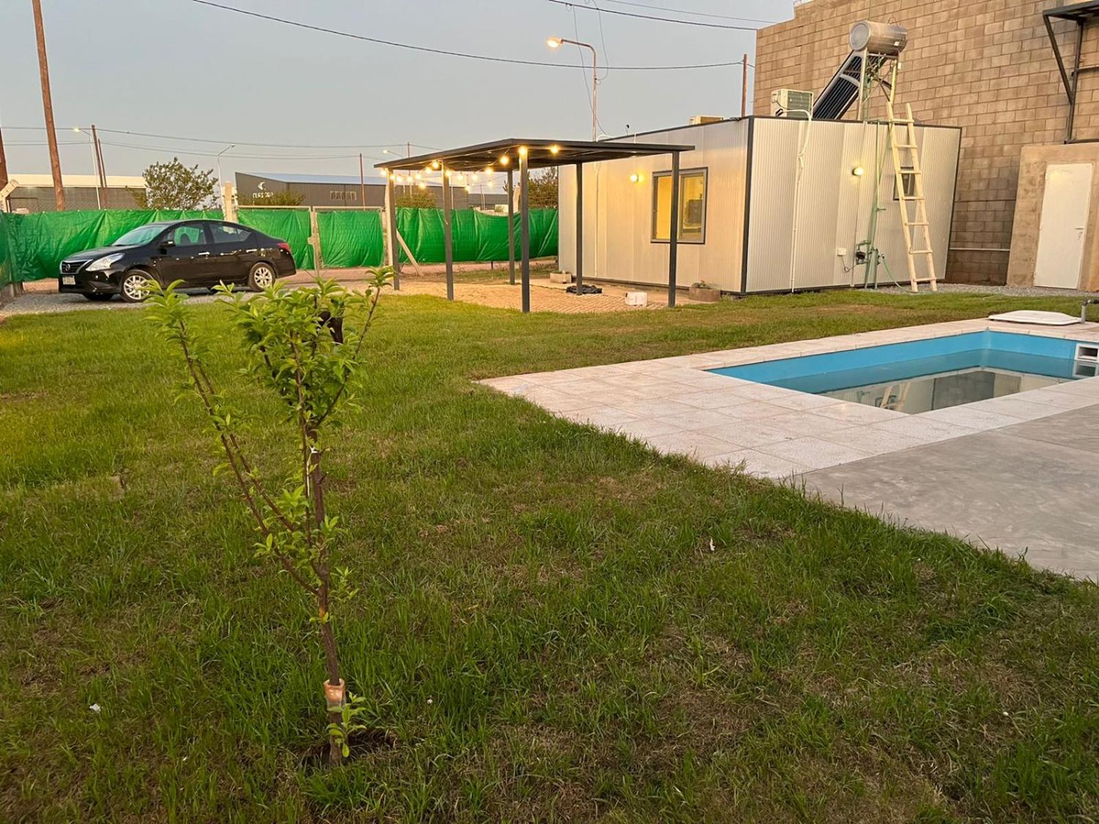 Casa quinta sustentable con asador, jardín y piscina