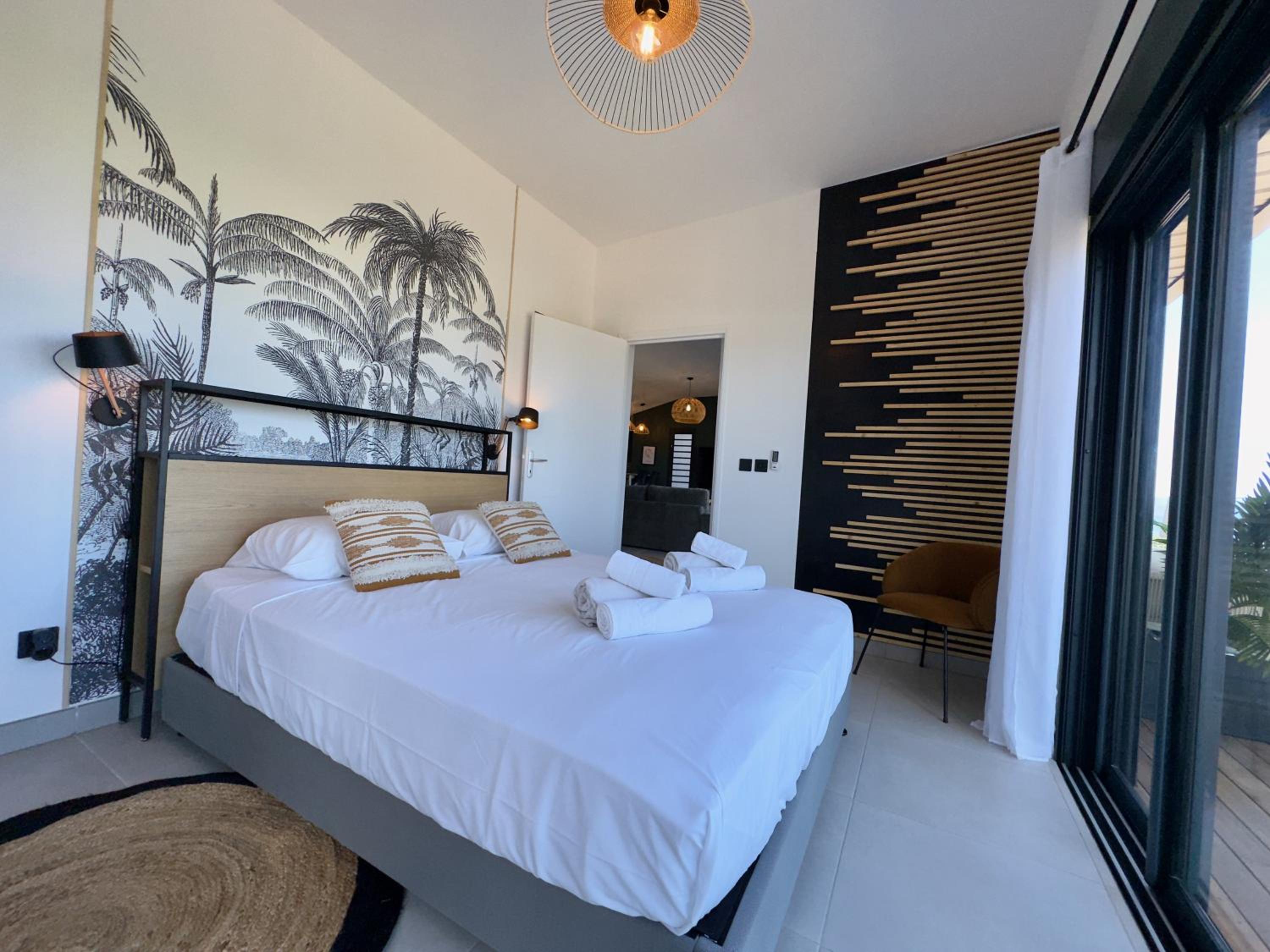 Palm Tree - apt neuf vue mer -6 pers- La Saline-Les-Bains view 2