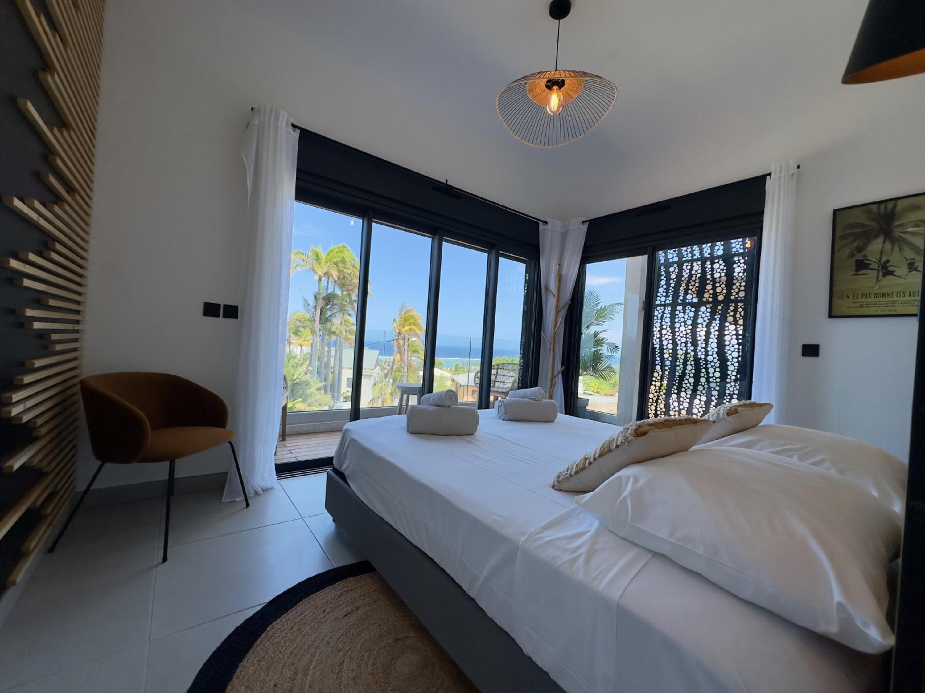 Palm Tree - apt neuf vue mer -6 pers- La Saline-Les-Bains view 4