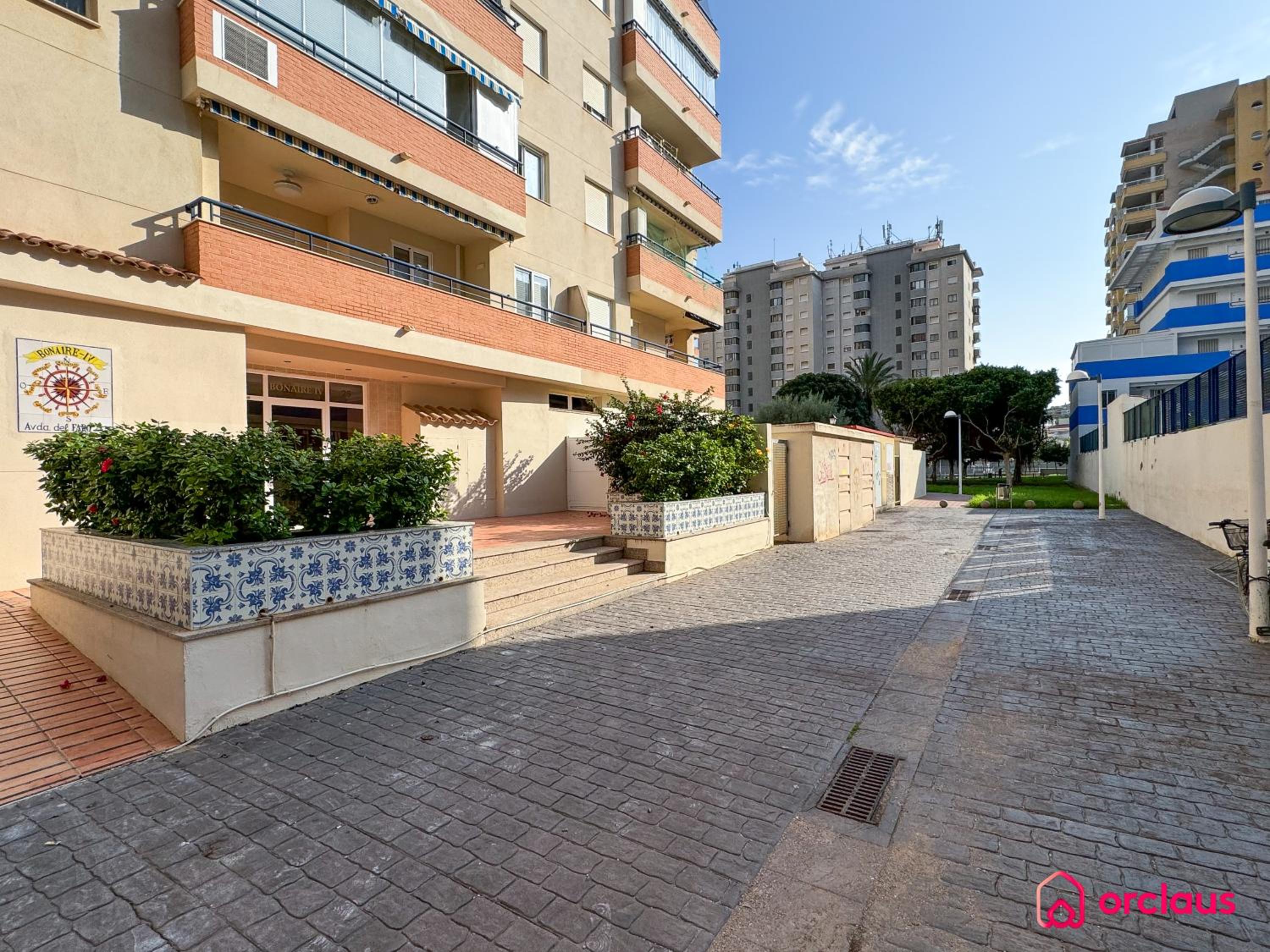 La Marina
