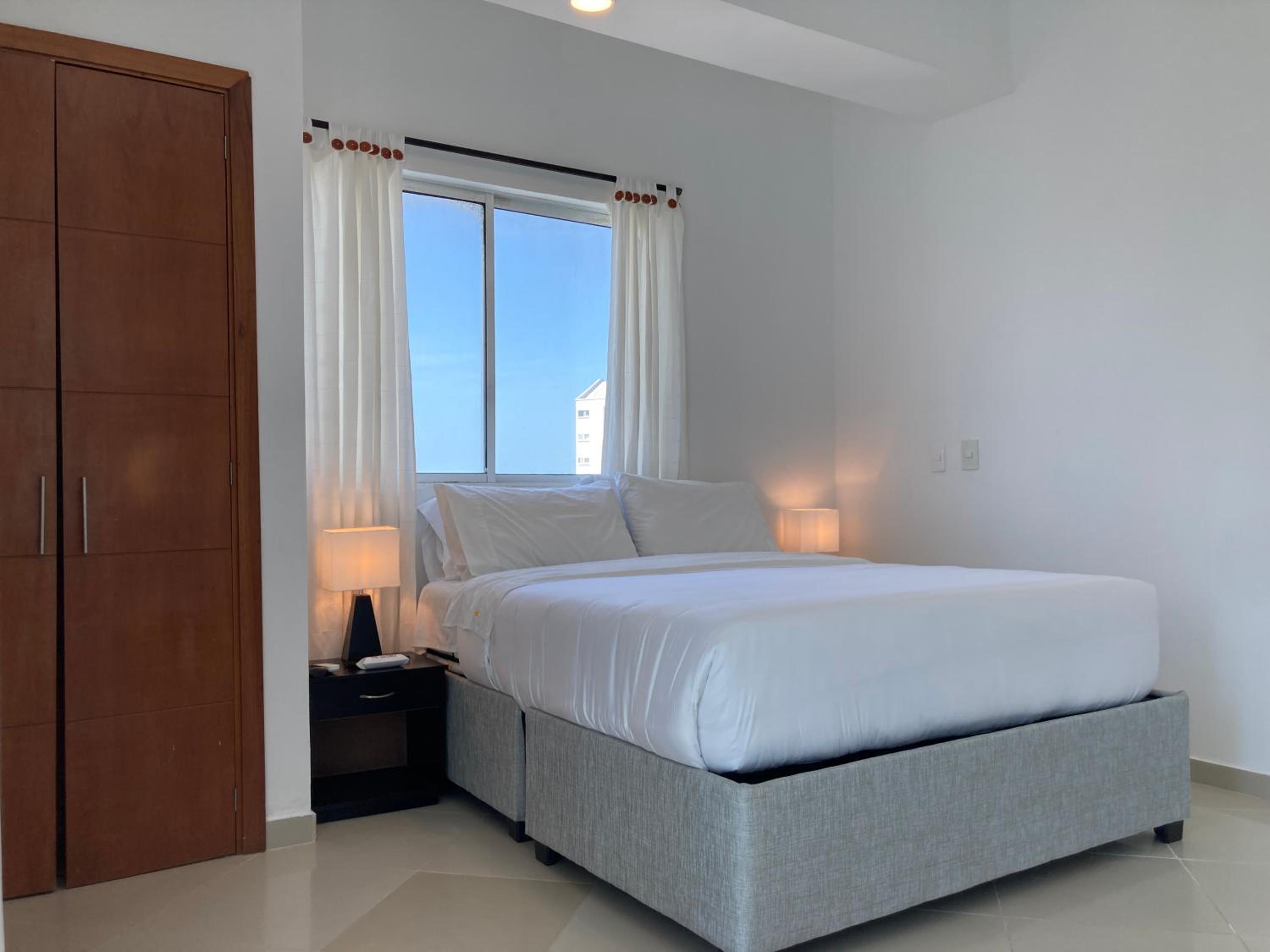 Lovely 2BR with beautiful ocean view