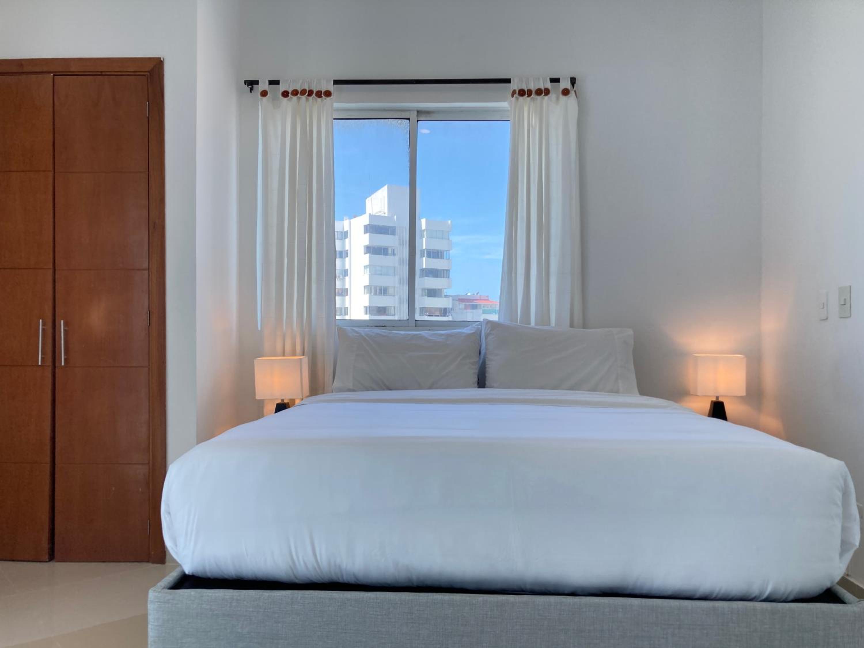 Lovely 2BR with beautiful ocean view