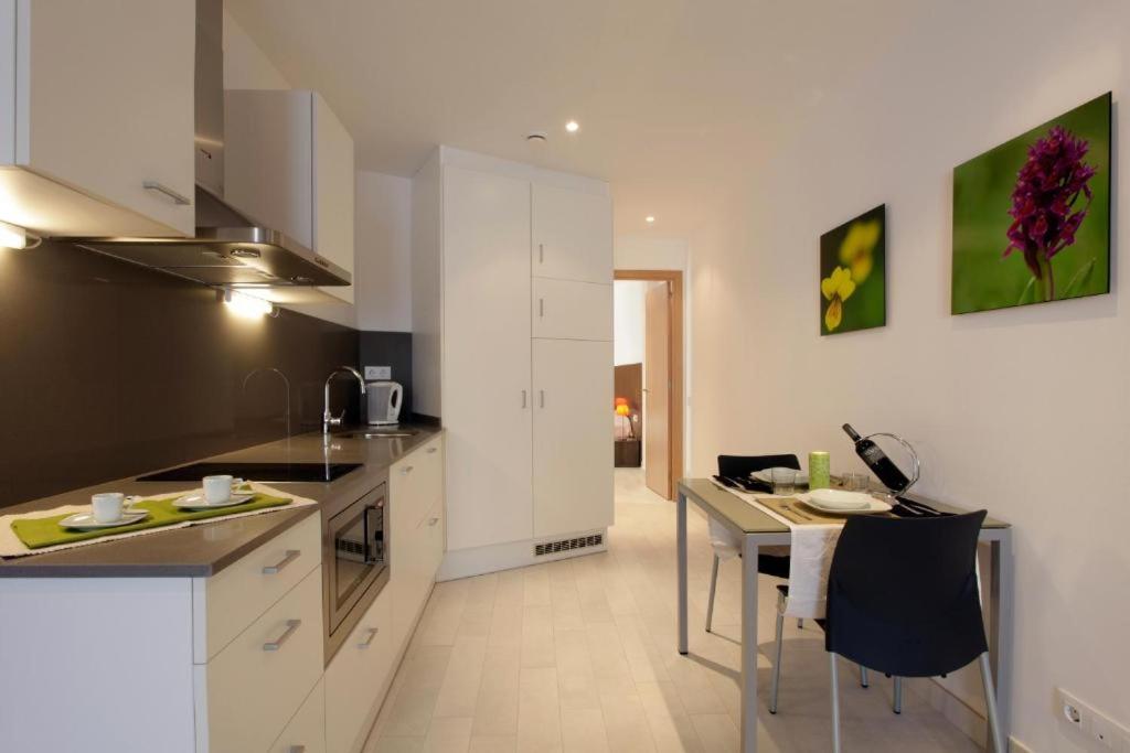 Fisa Rentals Les Corts Apartments