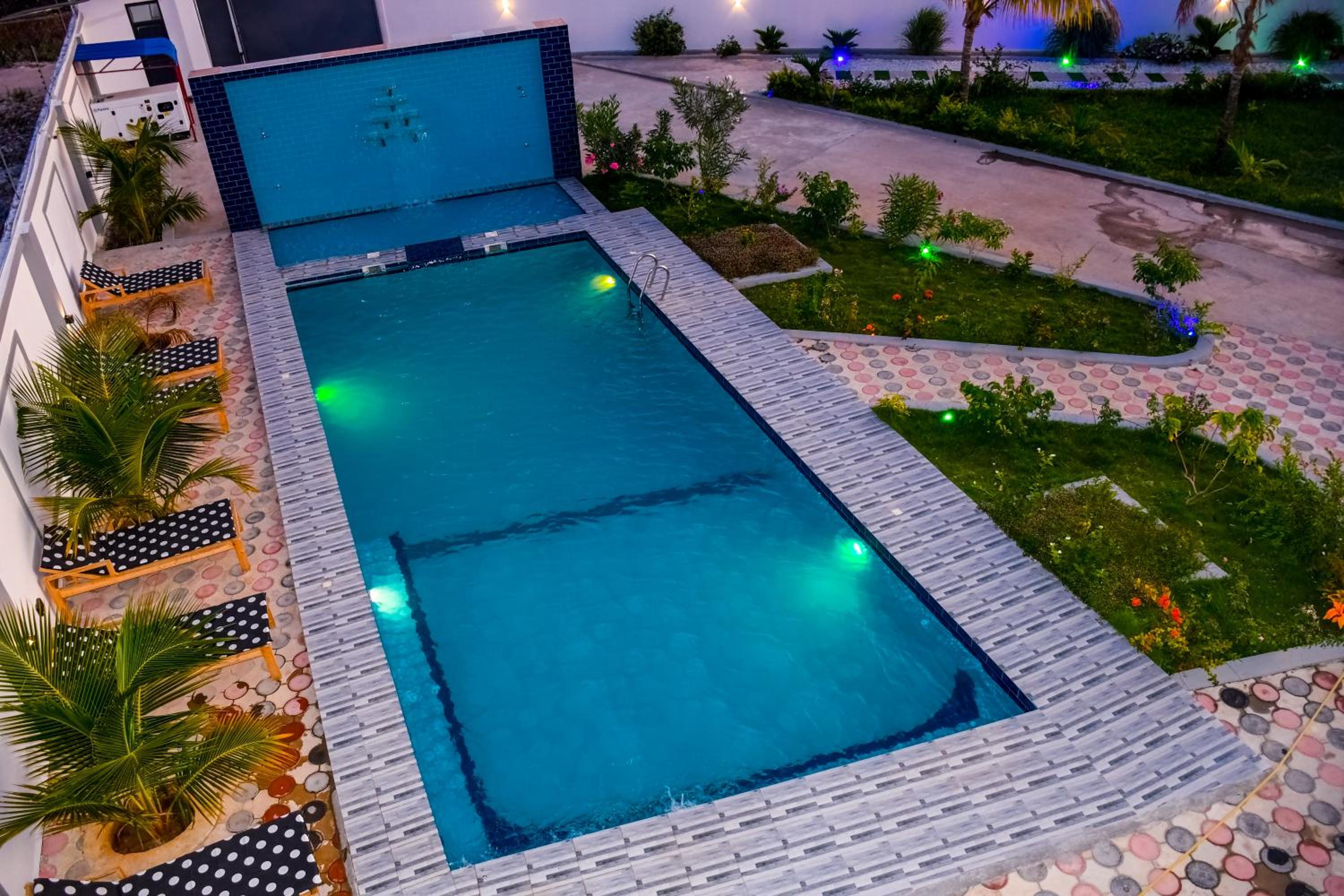 Coral Cove Apartments