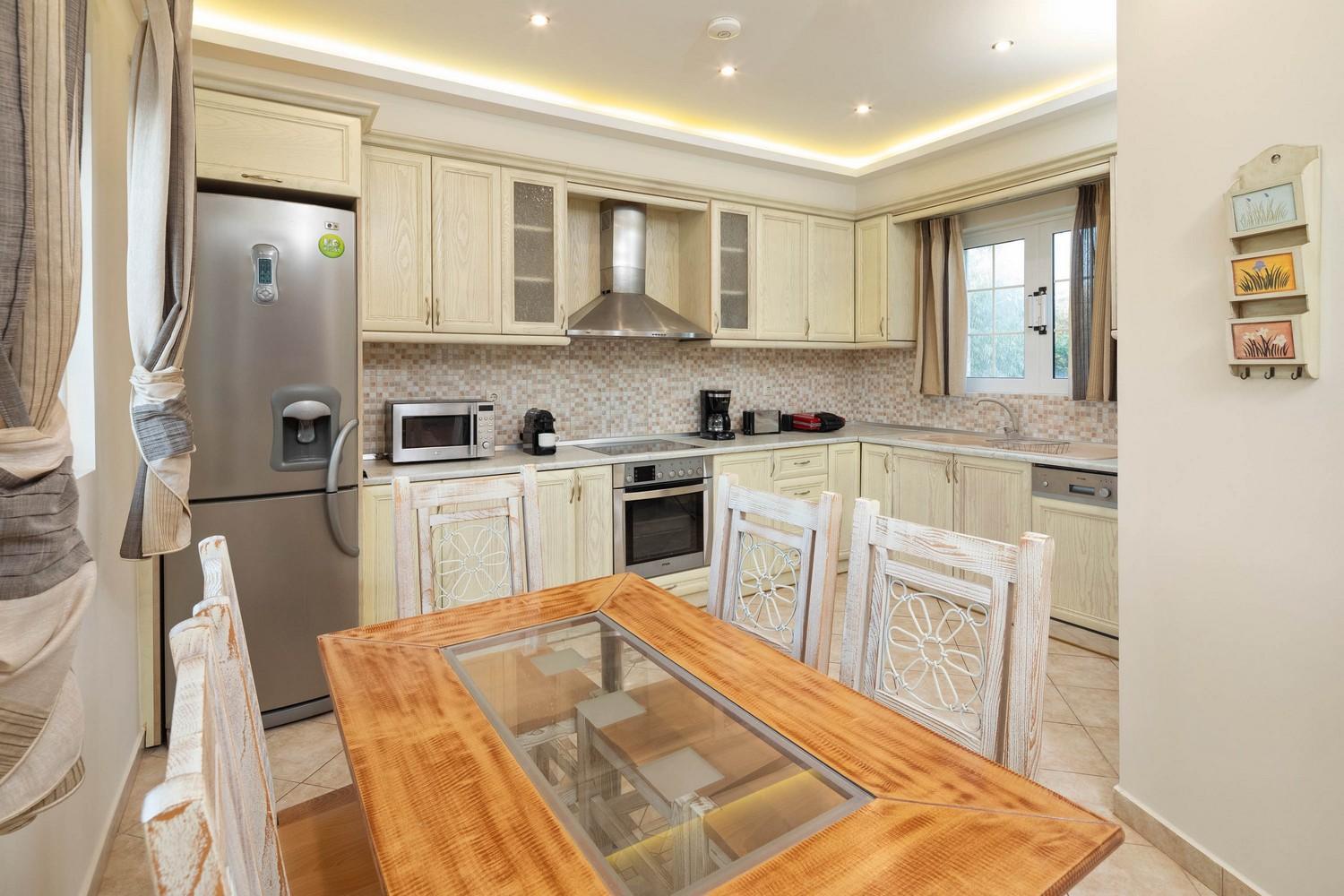 Villa Erato with private swimming pool view 5