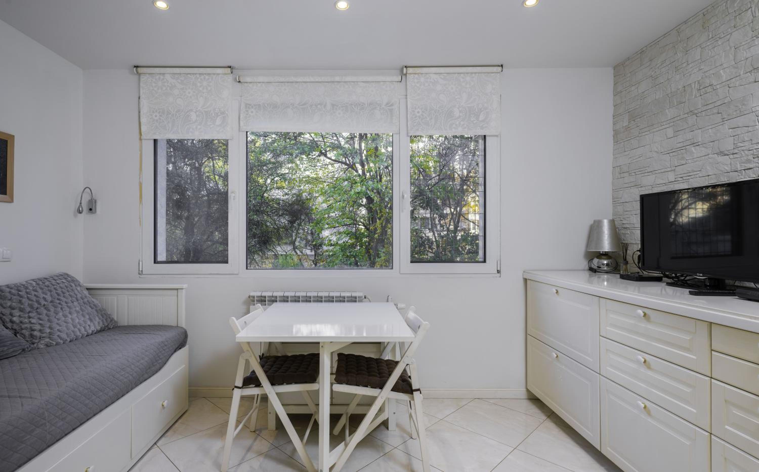 Bright & Cozy 1BD Apartment with Balcony close to South Park by Flat Mаnager