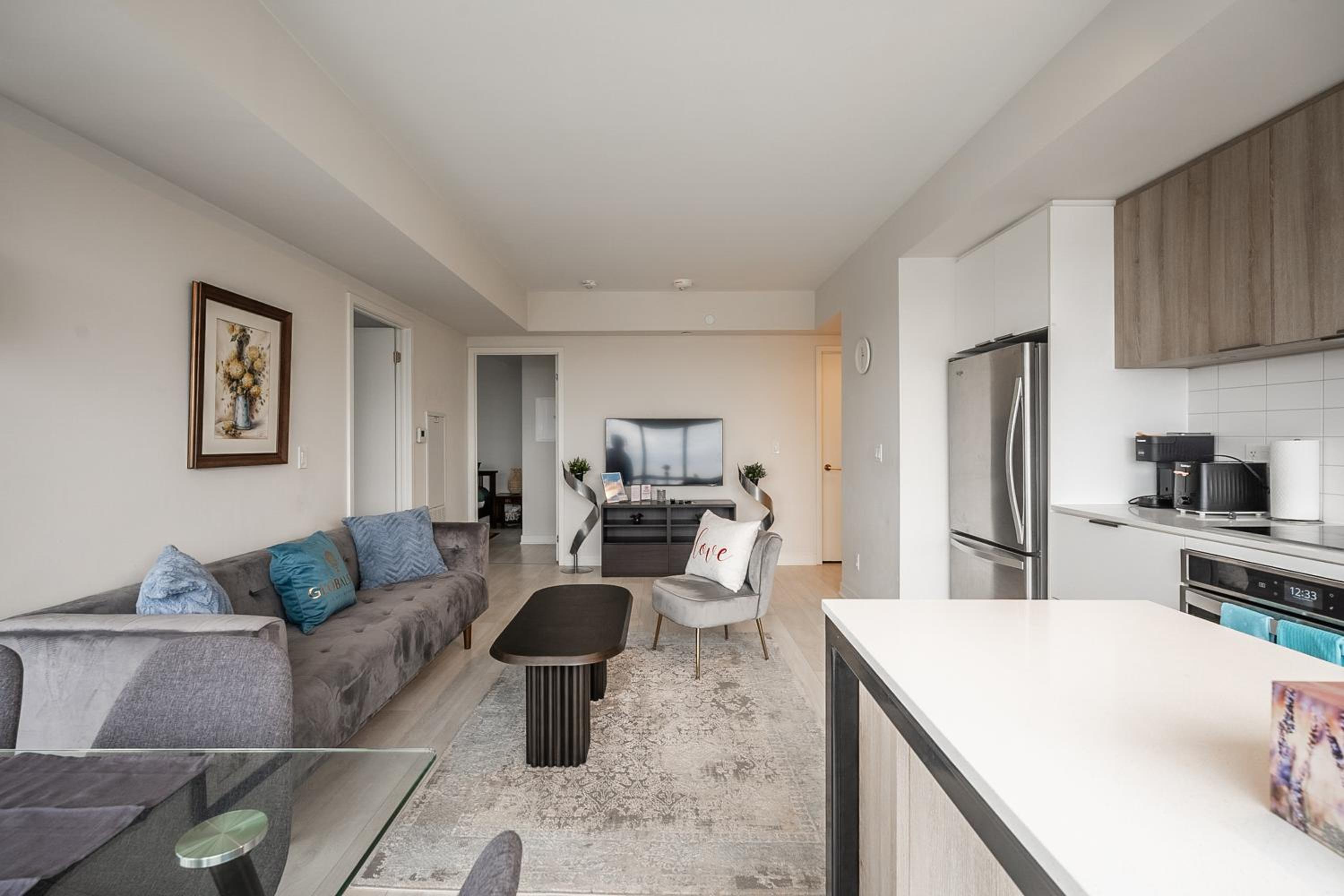 GLOBALSTAY Modern Sonic Way Condos