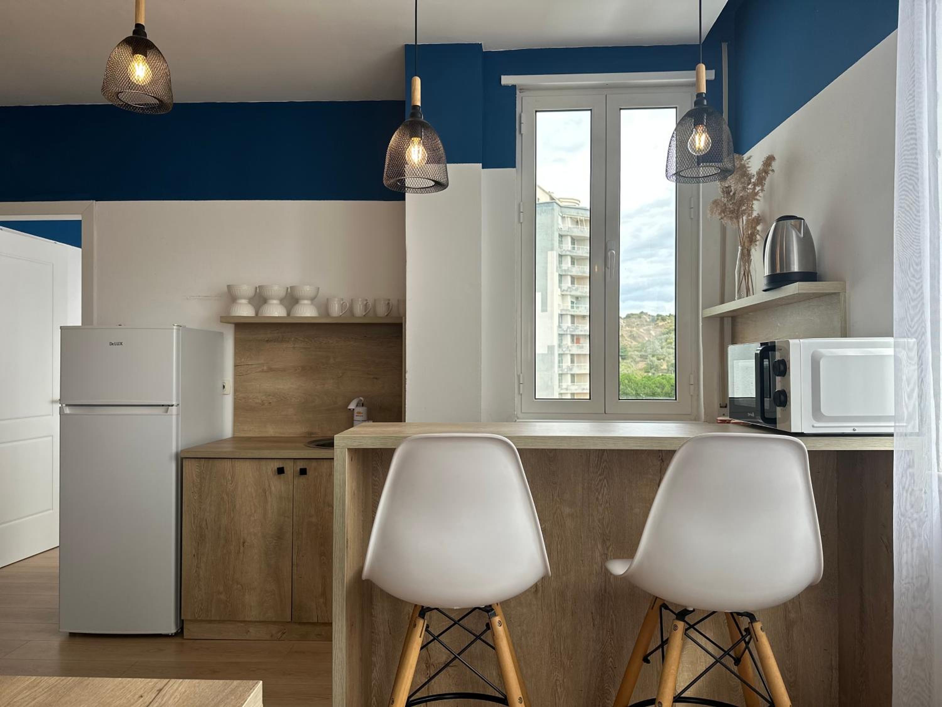 SMART STAY - Elegant Apartment