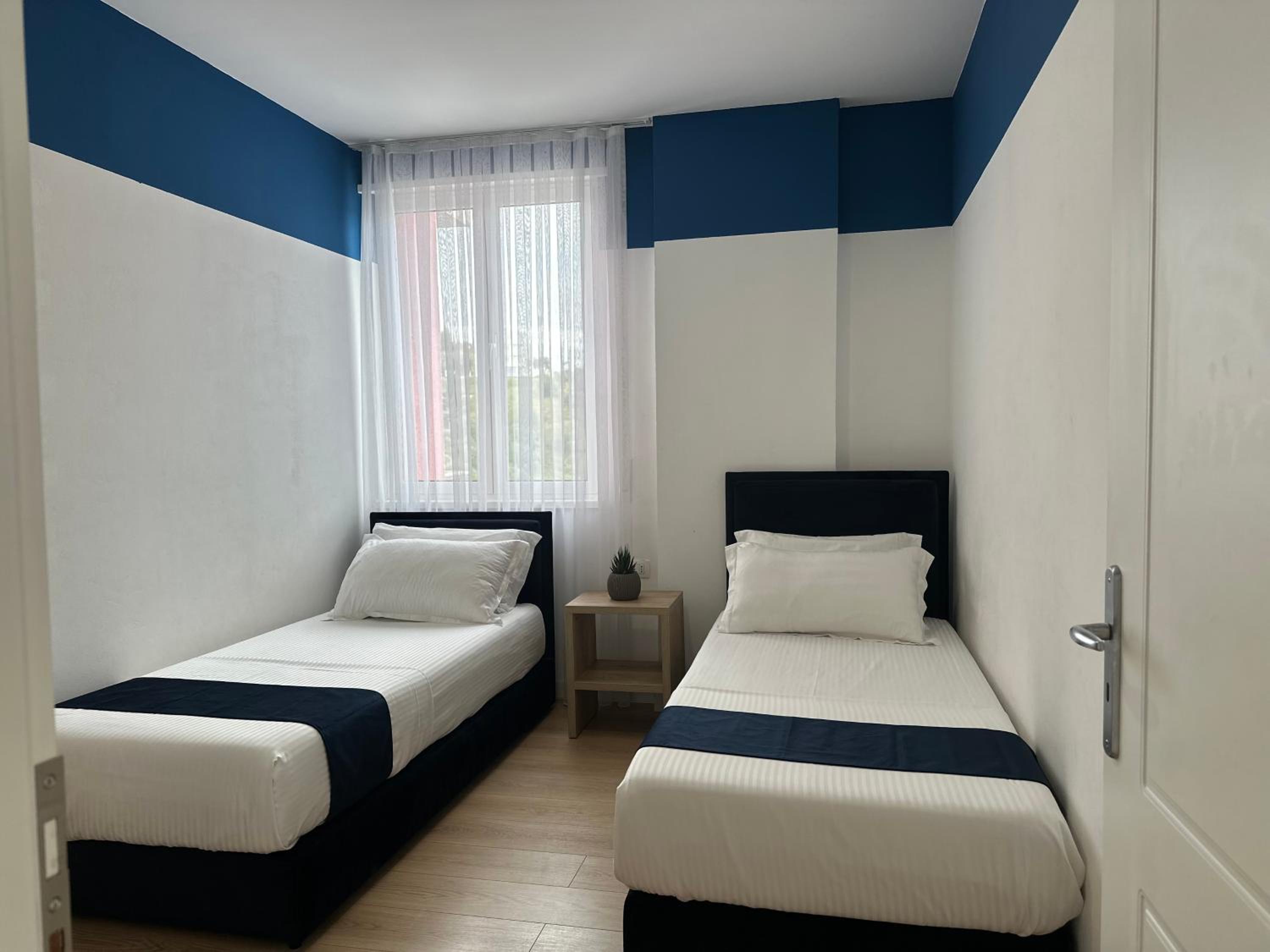 SMART STAY - Elegant Apartment