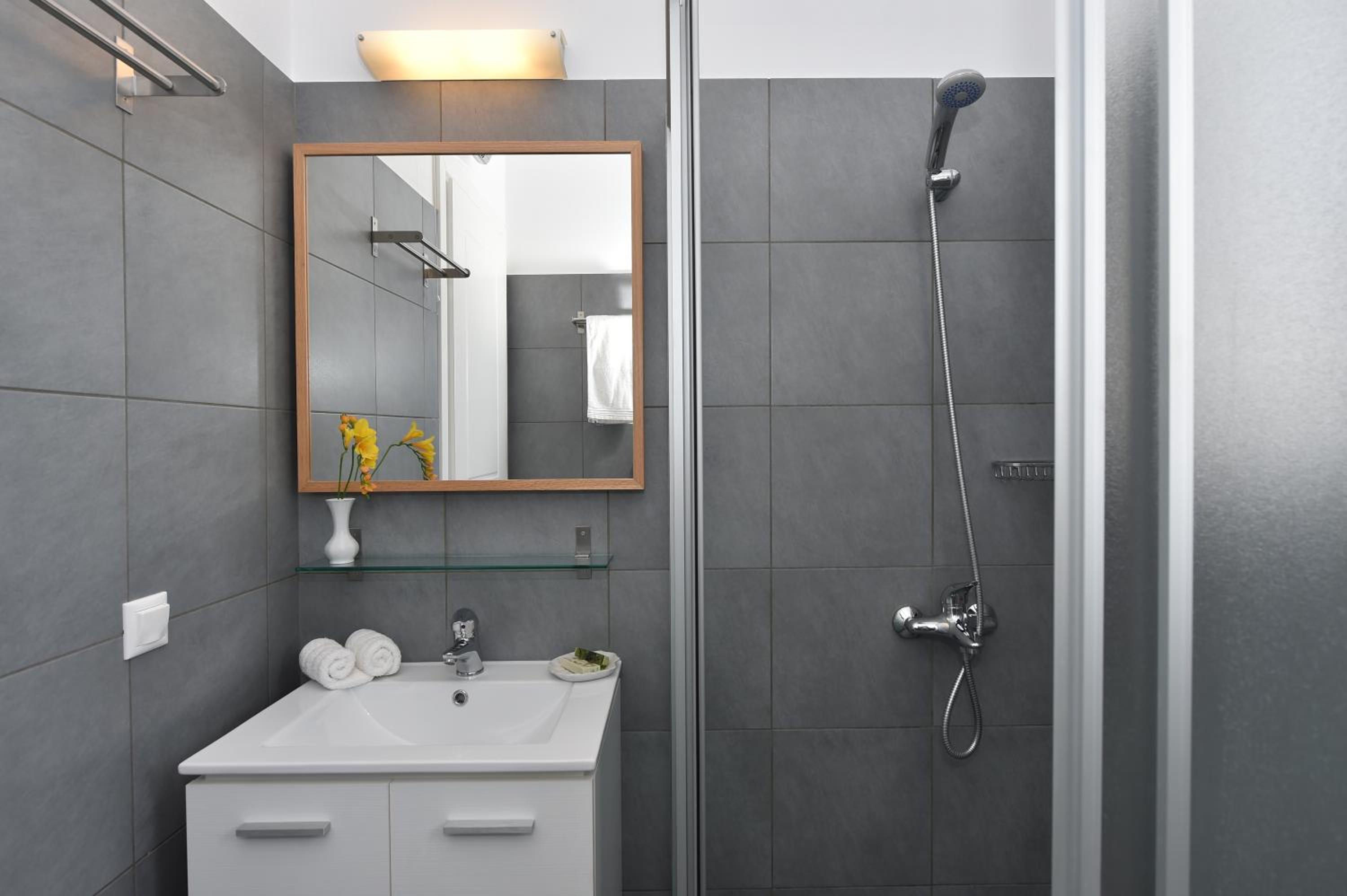 Aspro Villas