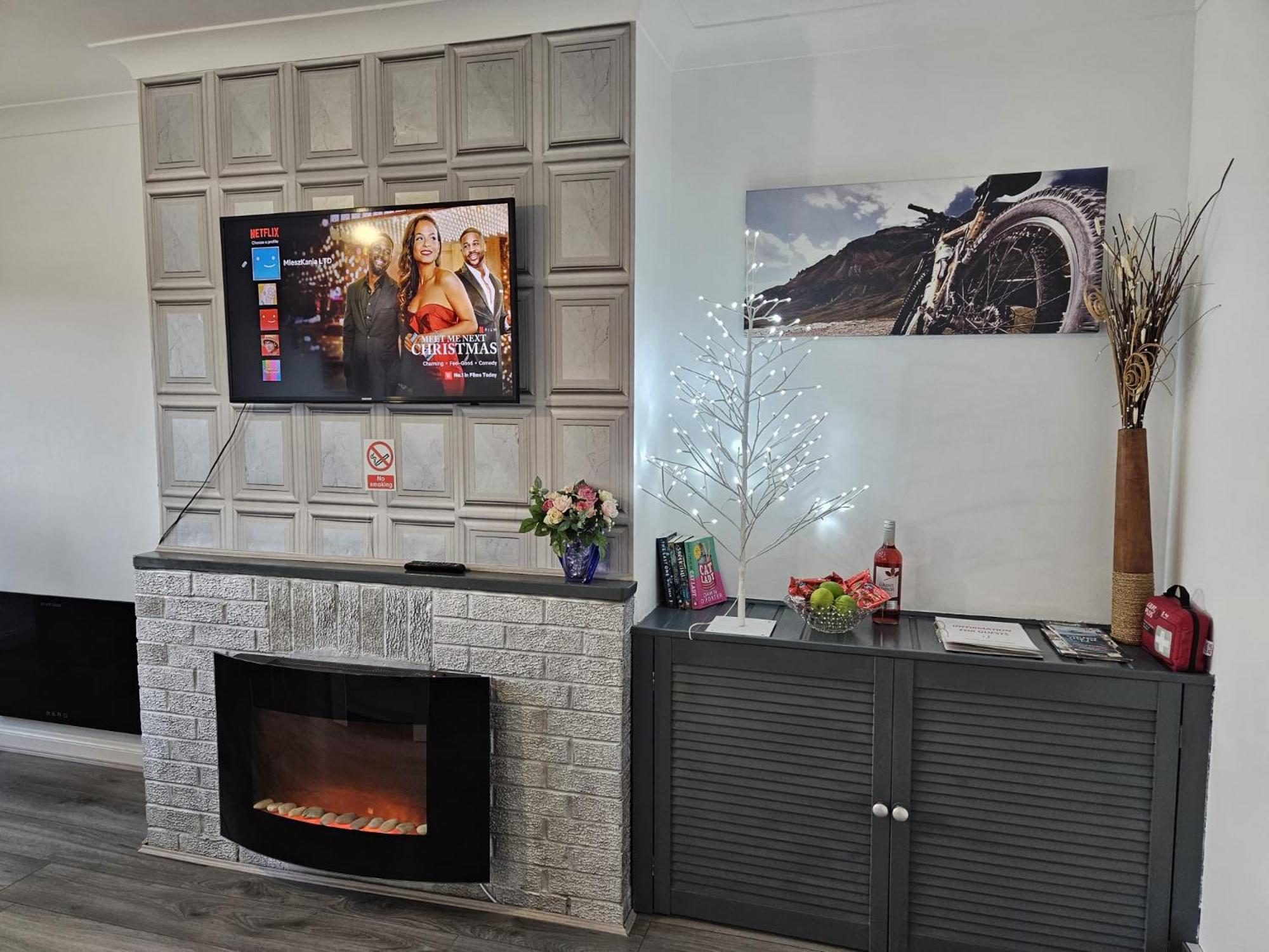 Regina apartment in Fort William view 2