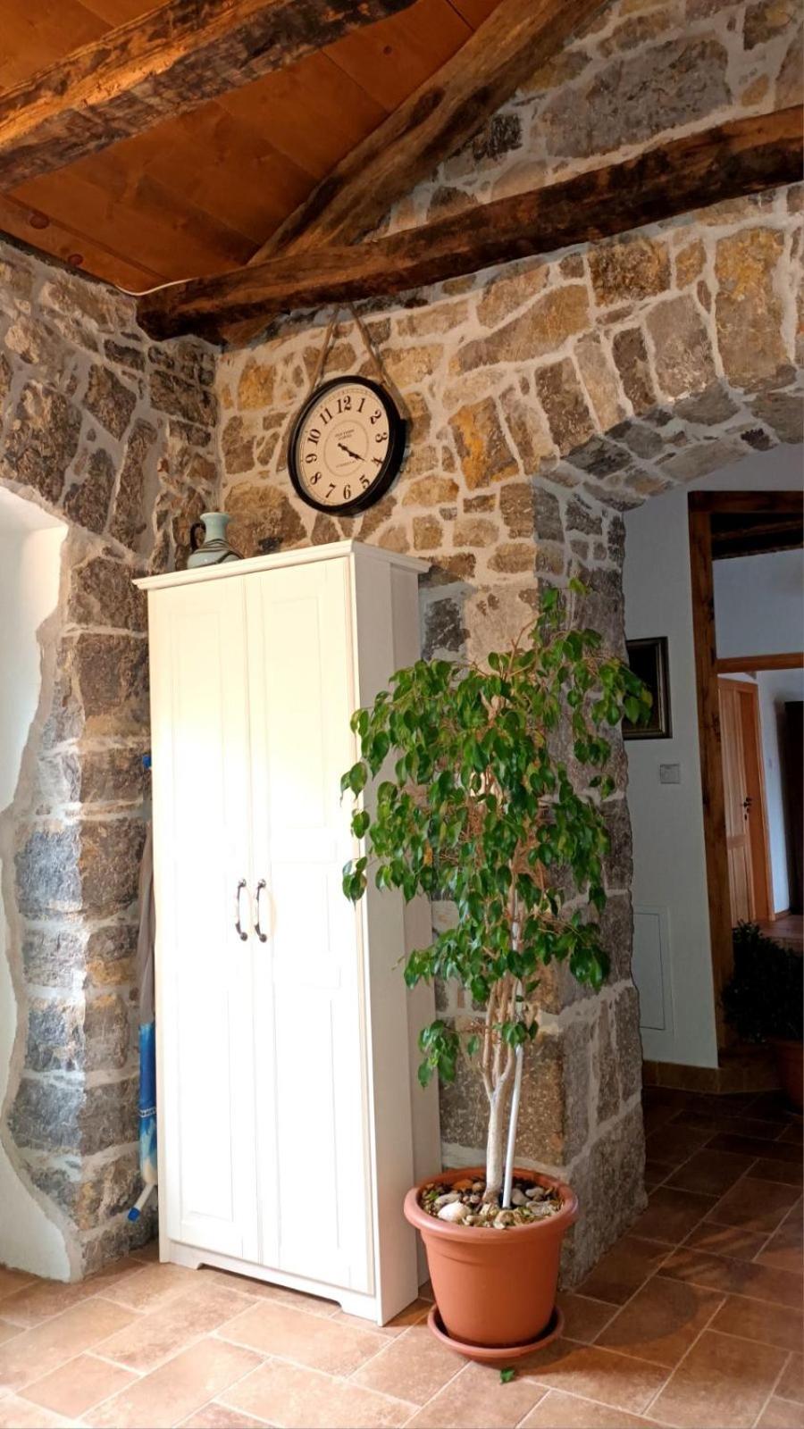 Photo 43