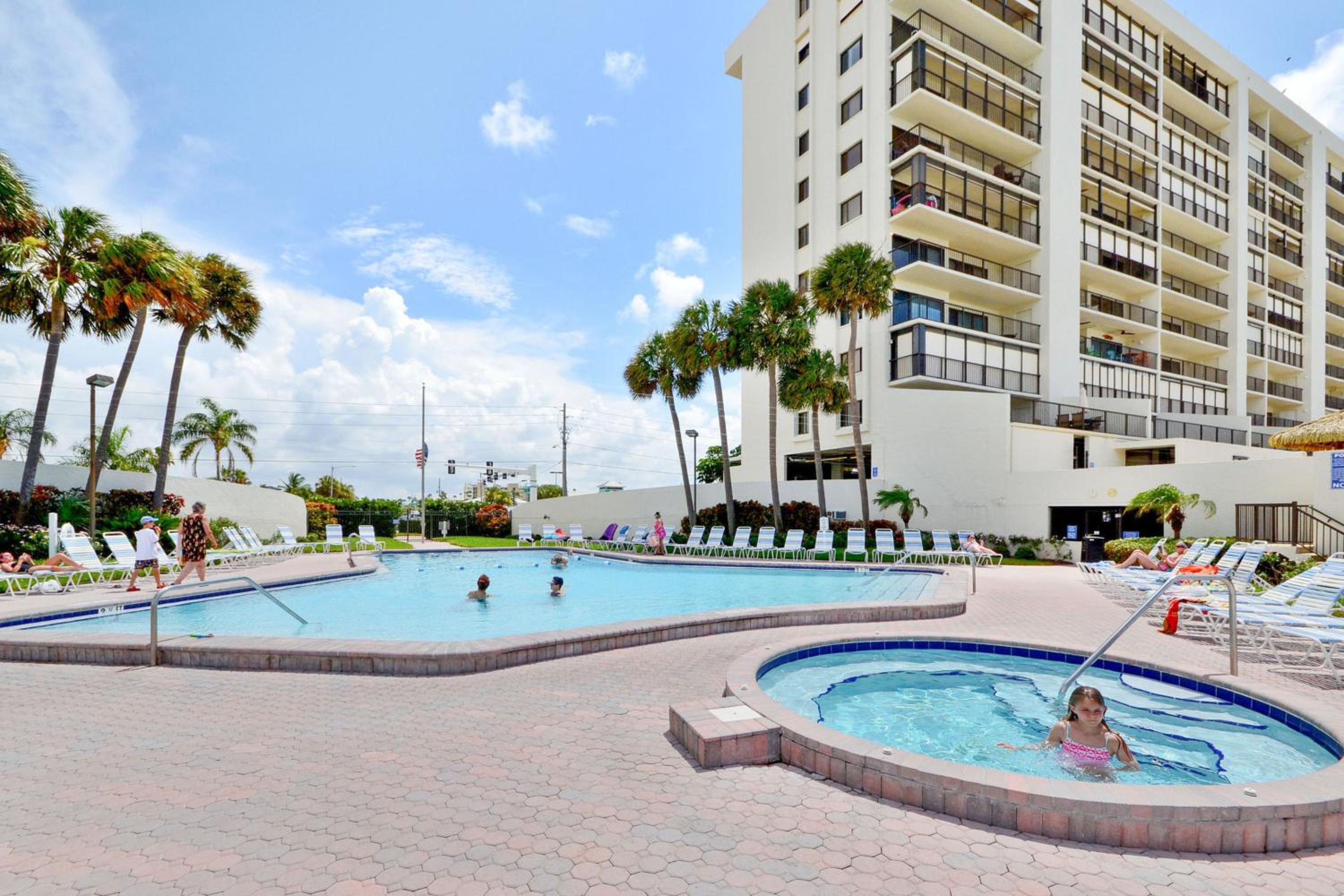 Ocean Sands 908 view 4