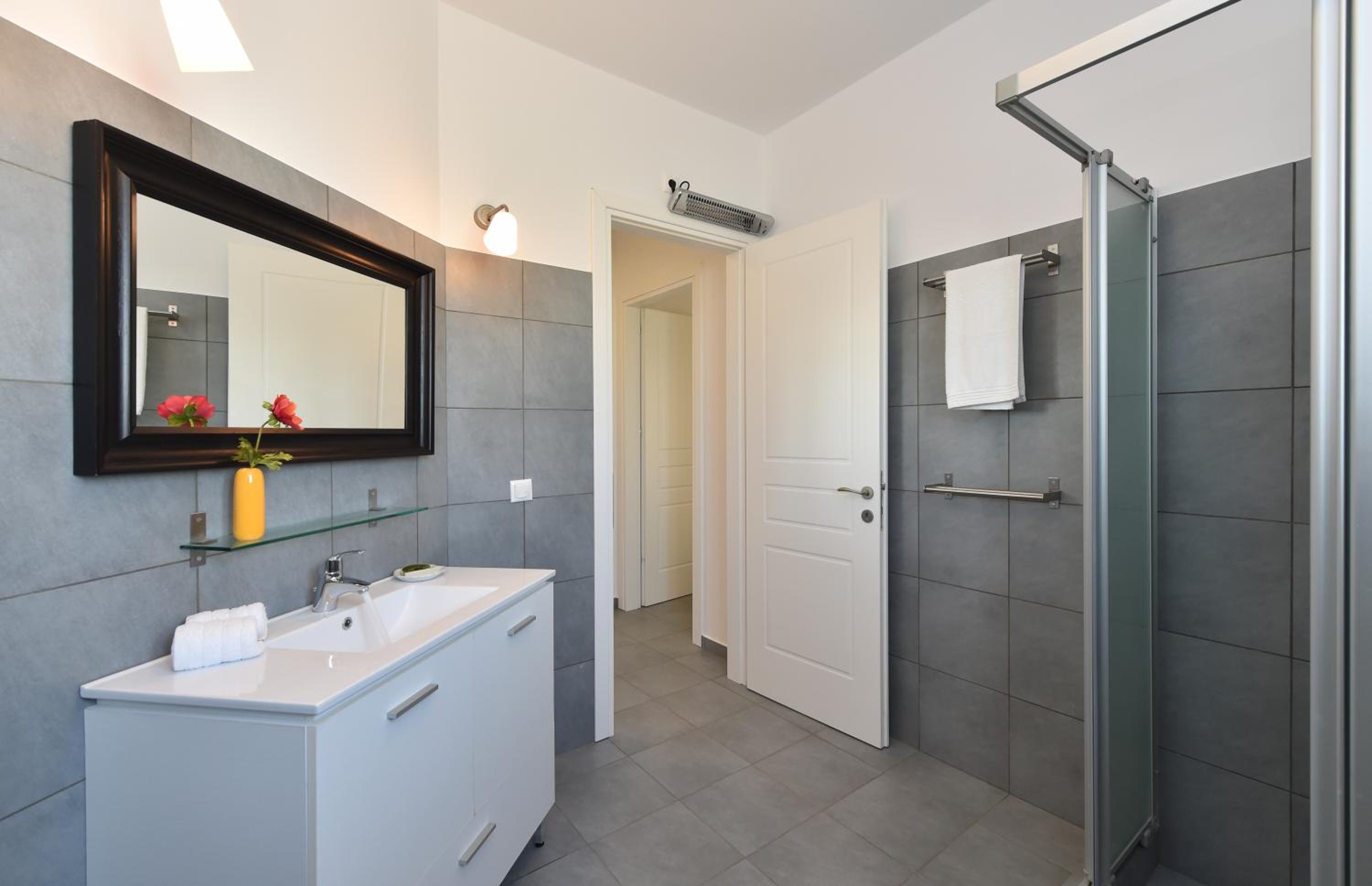 Aspro Villas