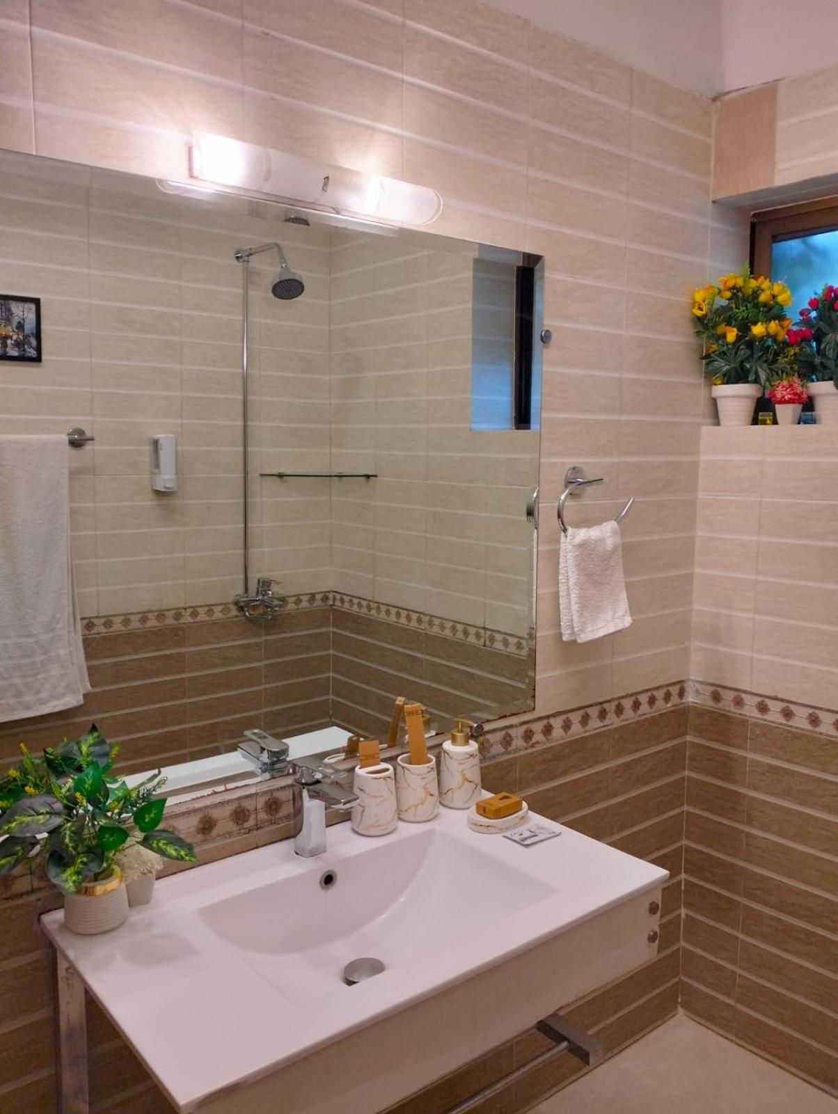 Riviera Courtyard Guest House Islamabad