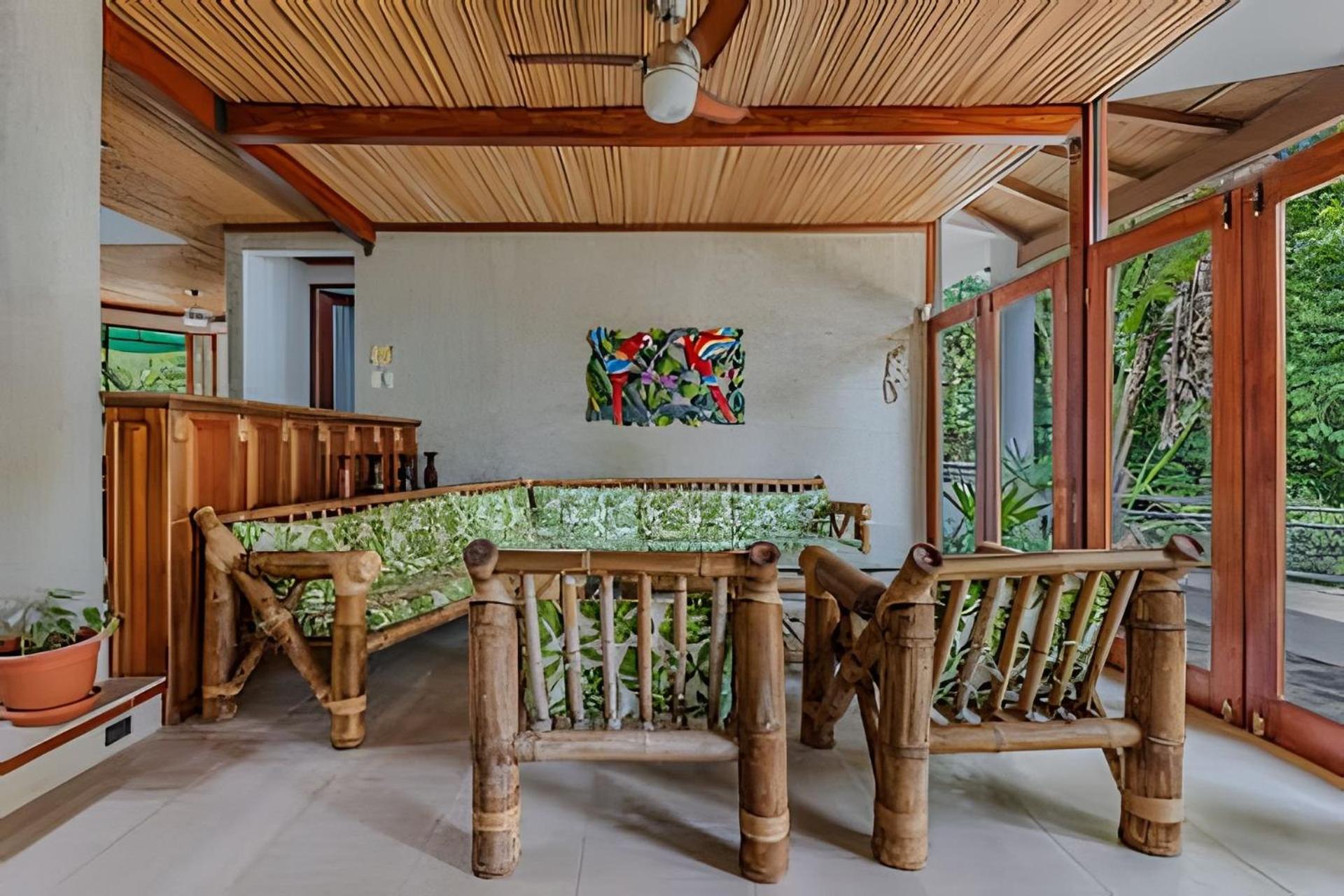 The Jungle Inn