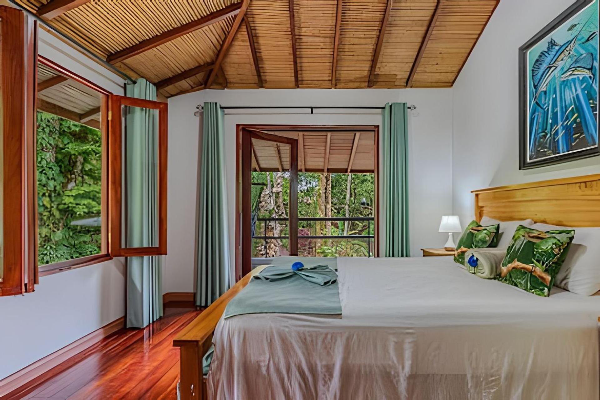 The Jungle Inn