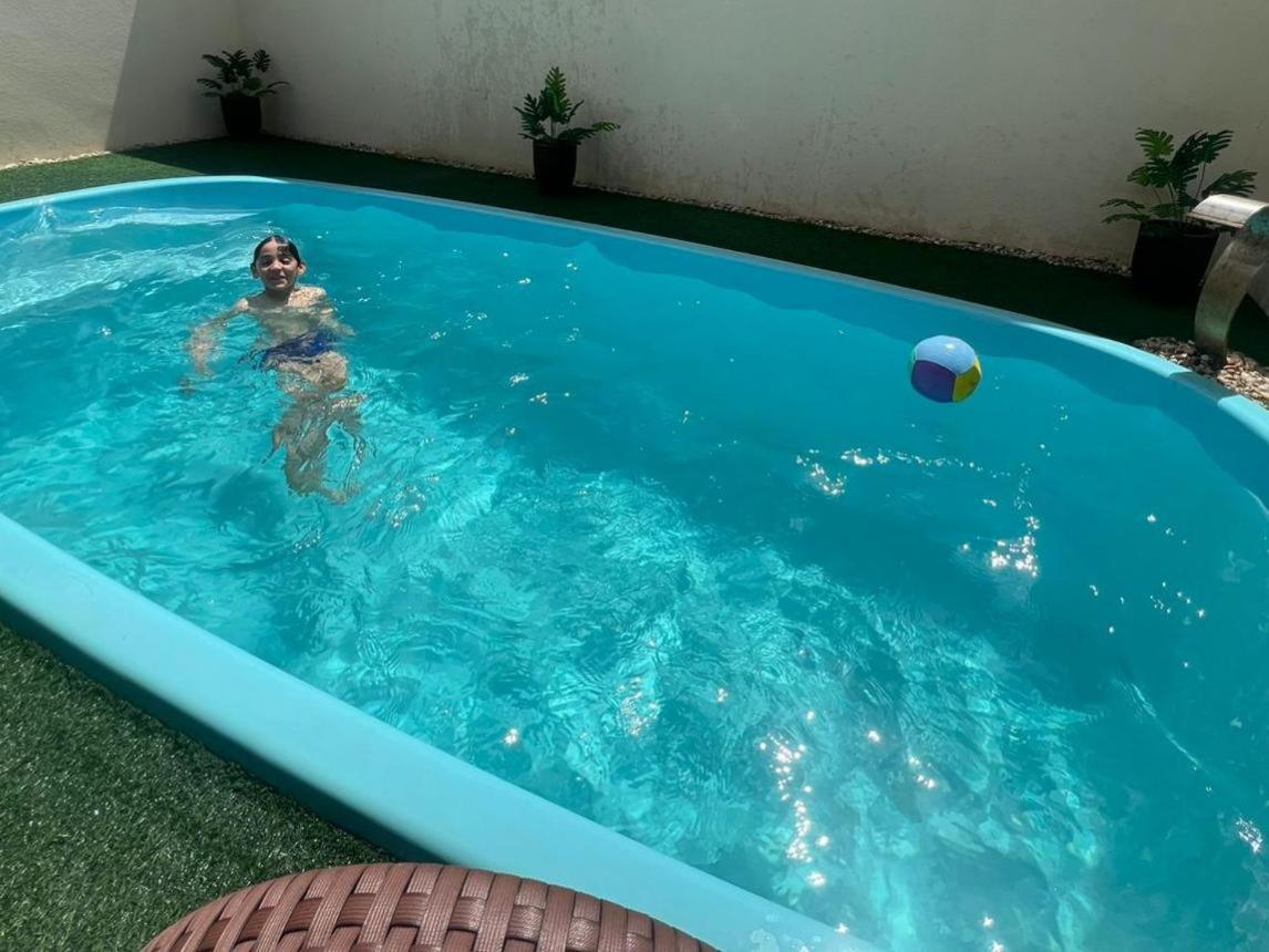 Geminado com piscina