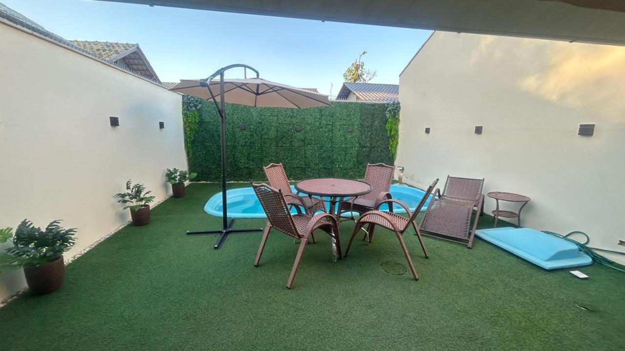 Geminado com piscina
