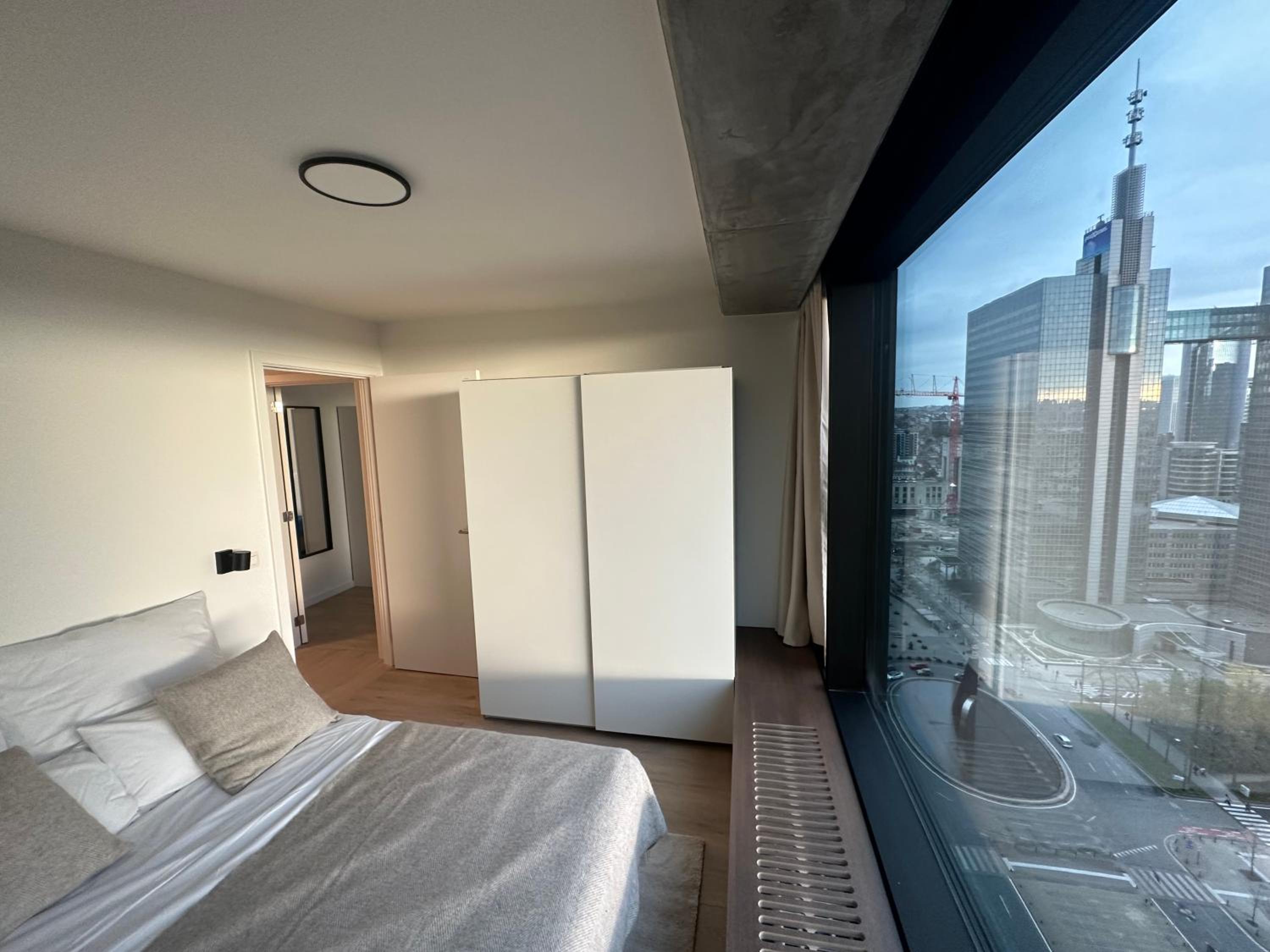 Beautiful Apartment with Panoramic View of center with roof terrace