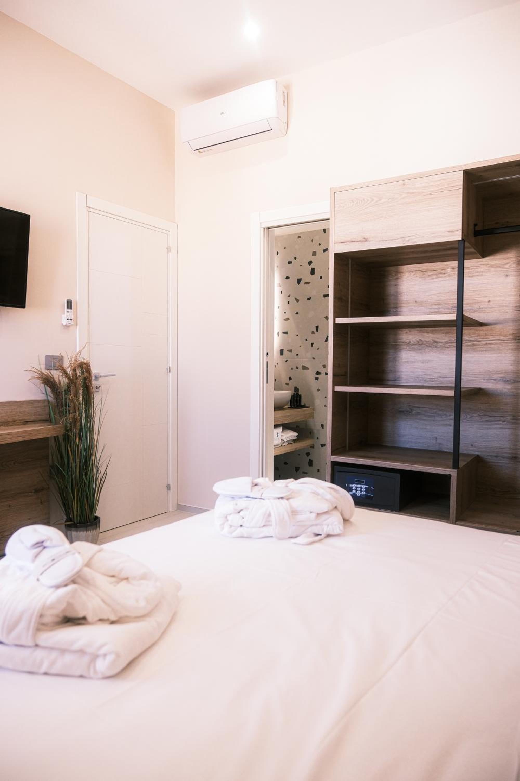 Relais Ena