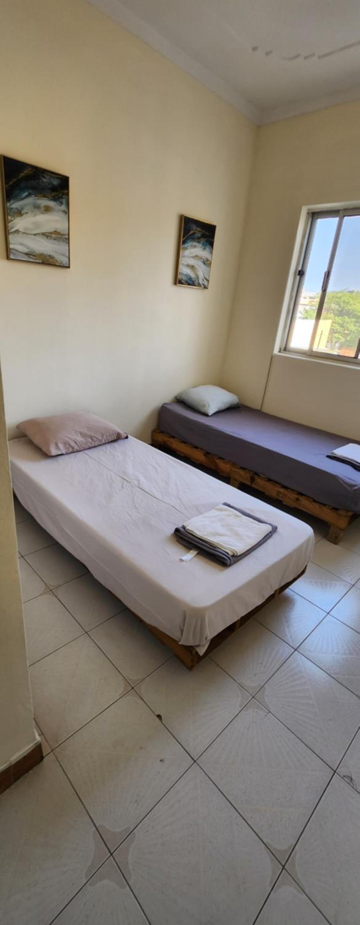 Meeting Point Hostels-Praia Beachwalk-NO CASH ACCEPTED-Also in Fogo & Tarrafal