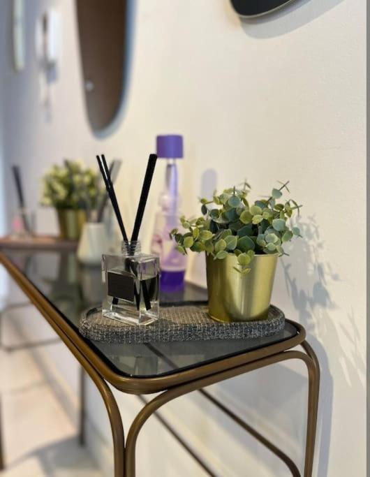 Luxueux Studio B Living proche CFC et du centre de Casablanca view 5