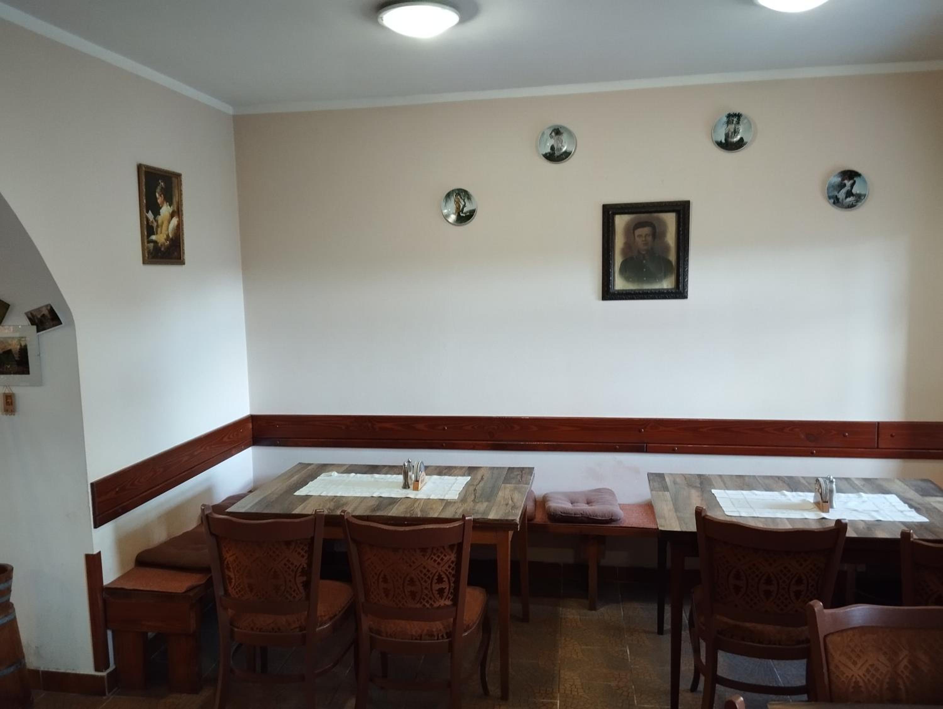 Restaurace a penzion Vlčí jáma