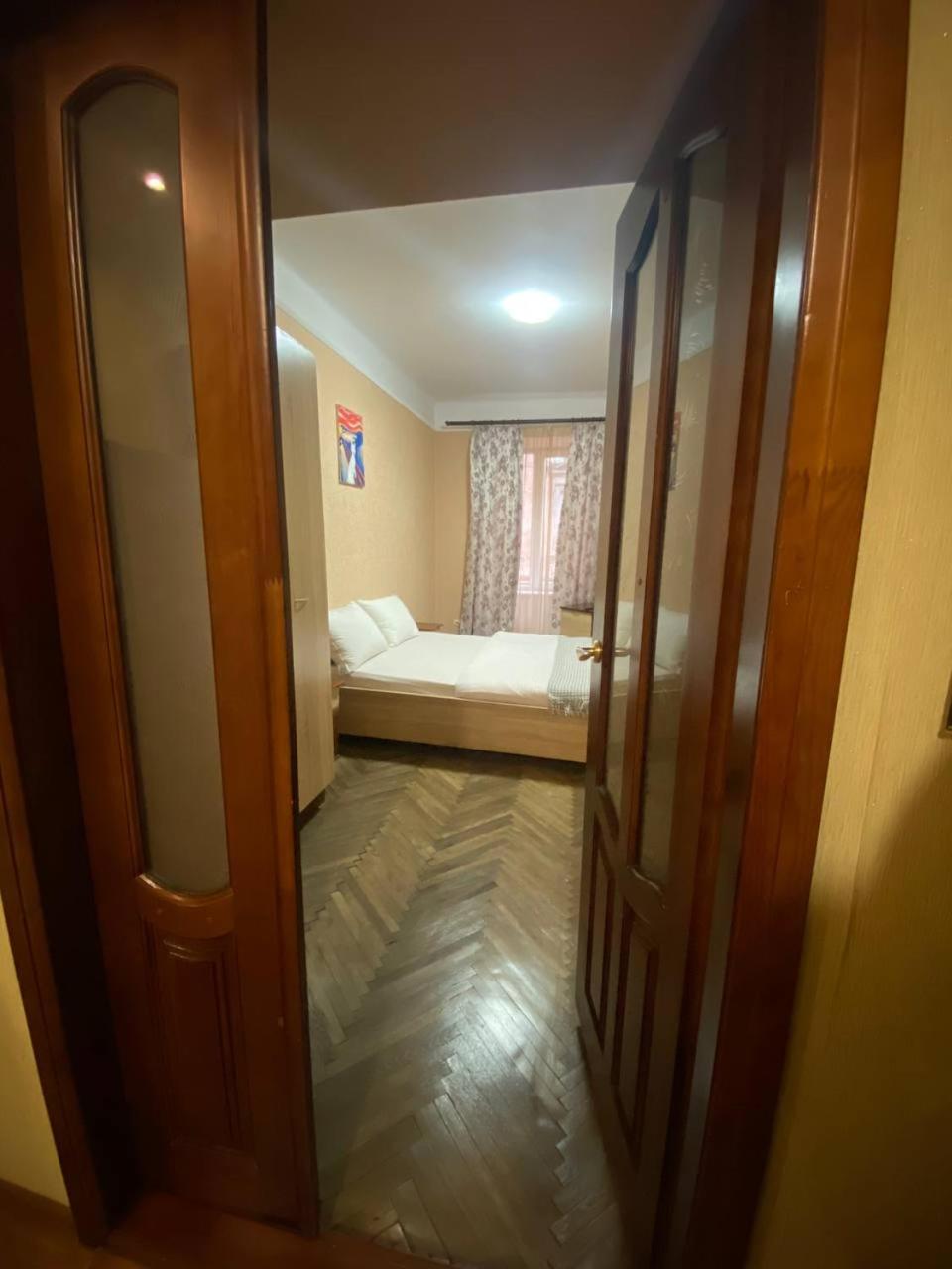 Акуратні апартаменти в центрі Львова view 4