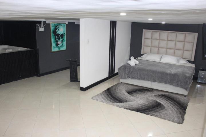 Deluxe Suite Rome #9 ICON Poblado 301