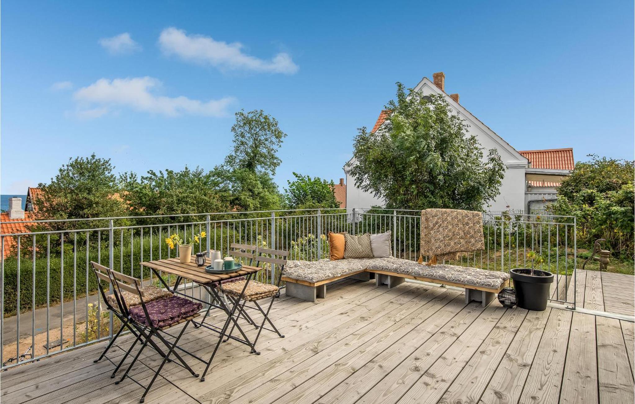 Awesome Home In Svaneke With Kitchen
