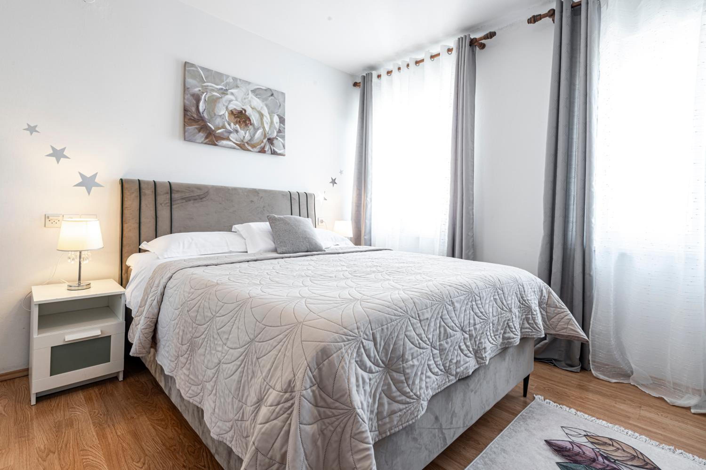 Cozy Corner 49