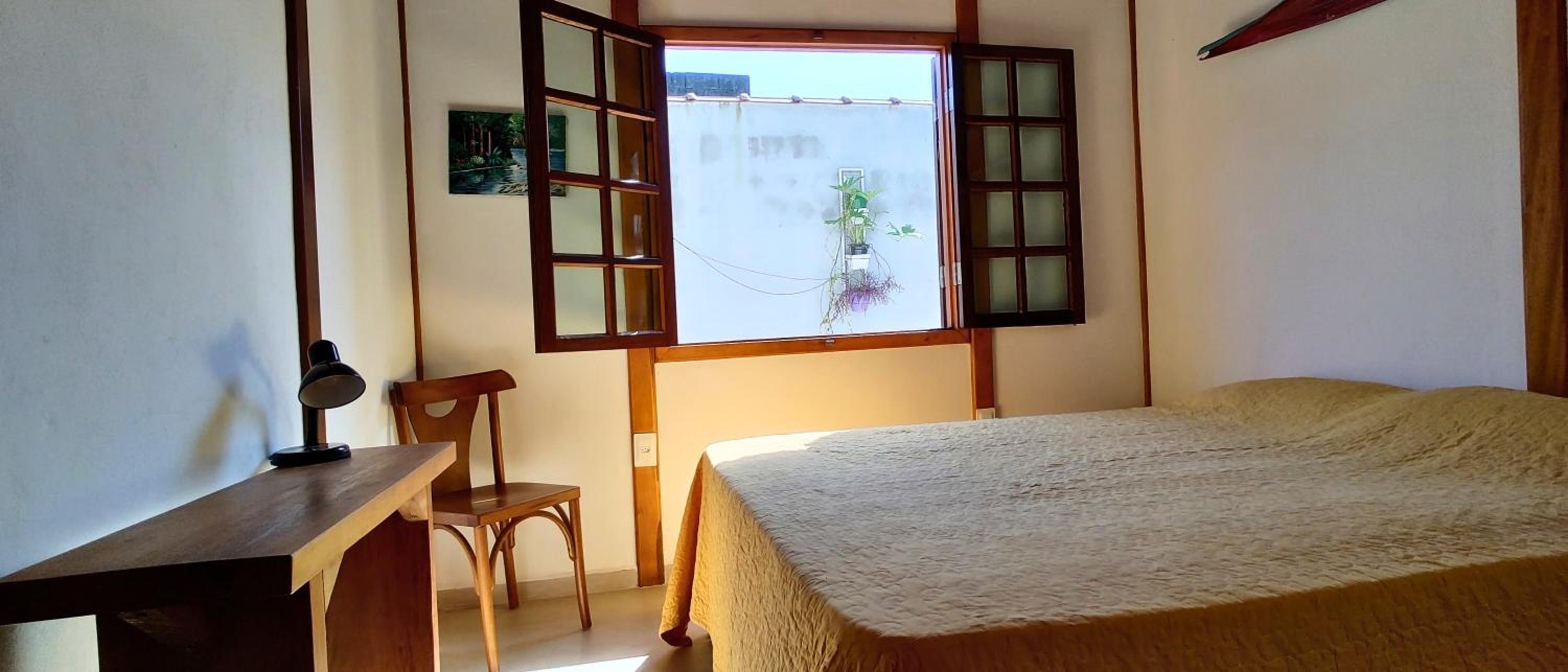 Casa linda com pomar e vista panorâmica