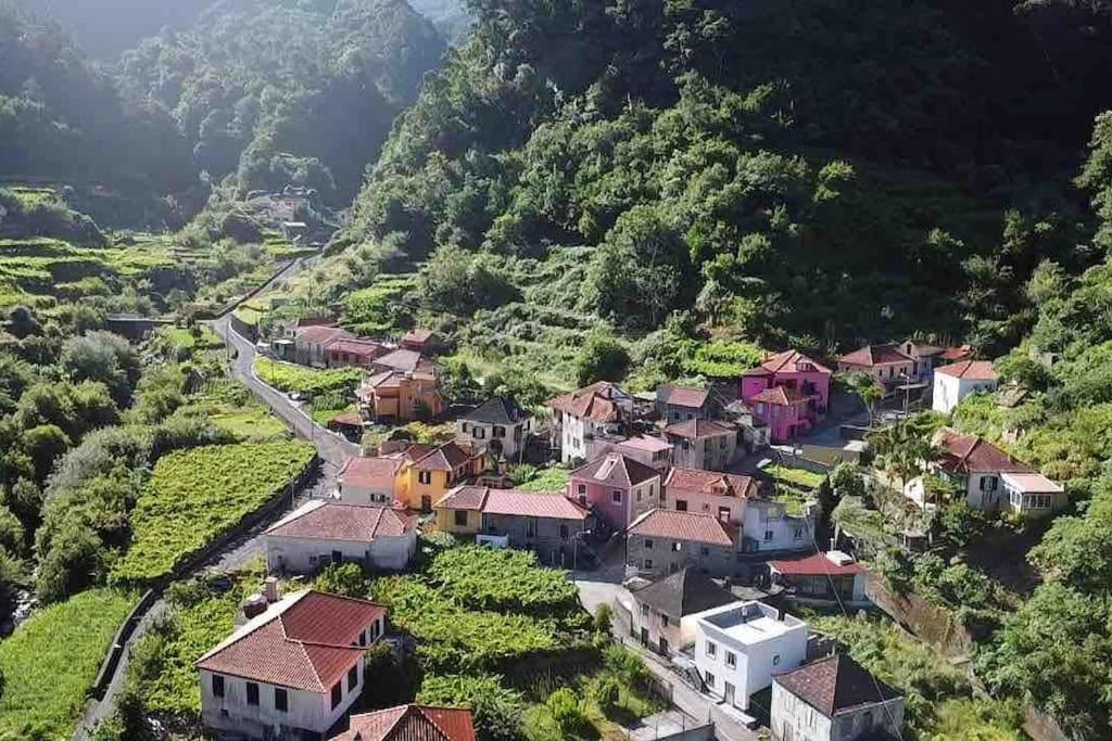 Roots Guesthouse - A view 3