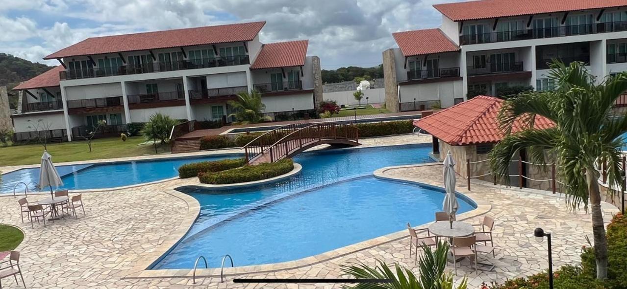 Lindo flat duplex Praia de Carneiros Cond Meridional