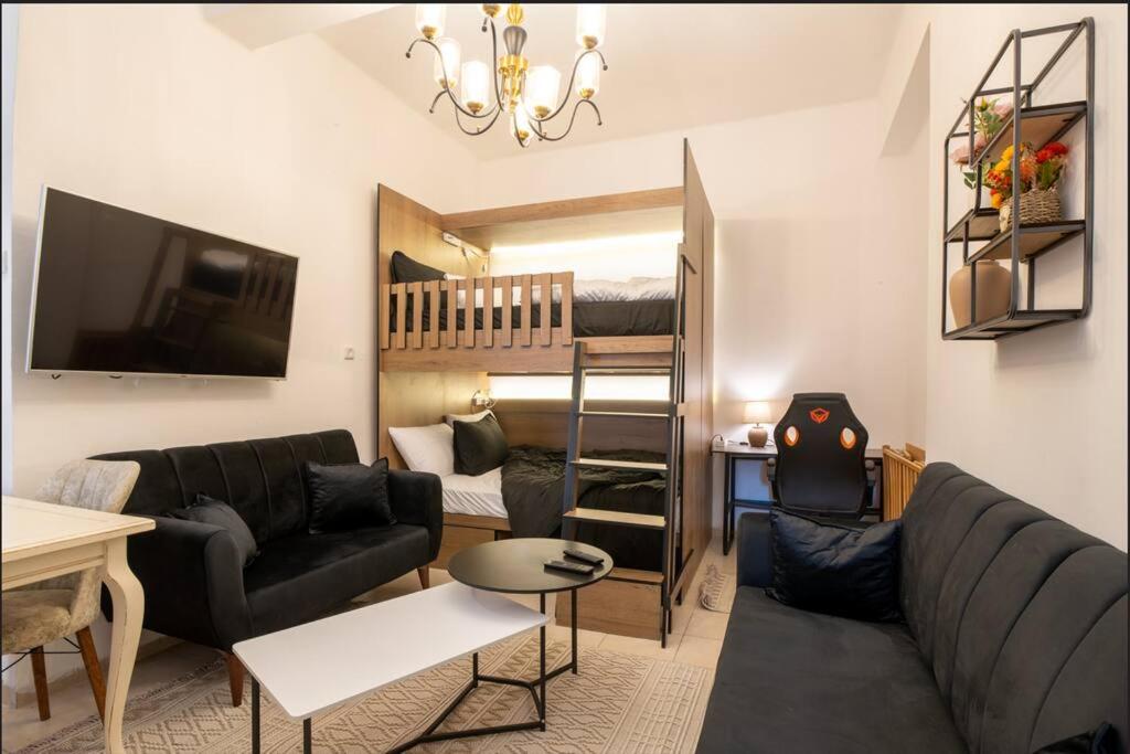 private flat on Yafo road street