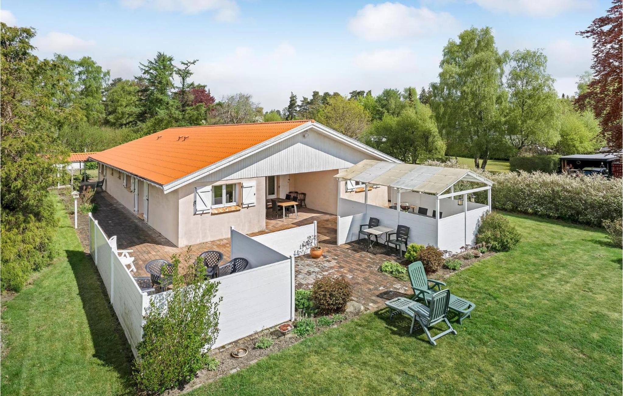 Nice Home In Rørvig With Kitchen