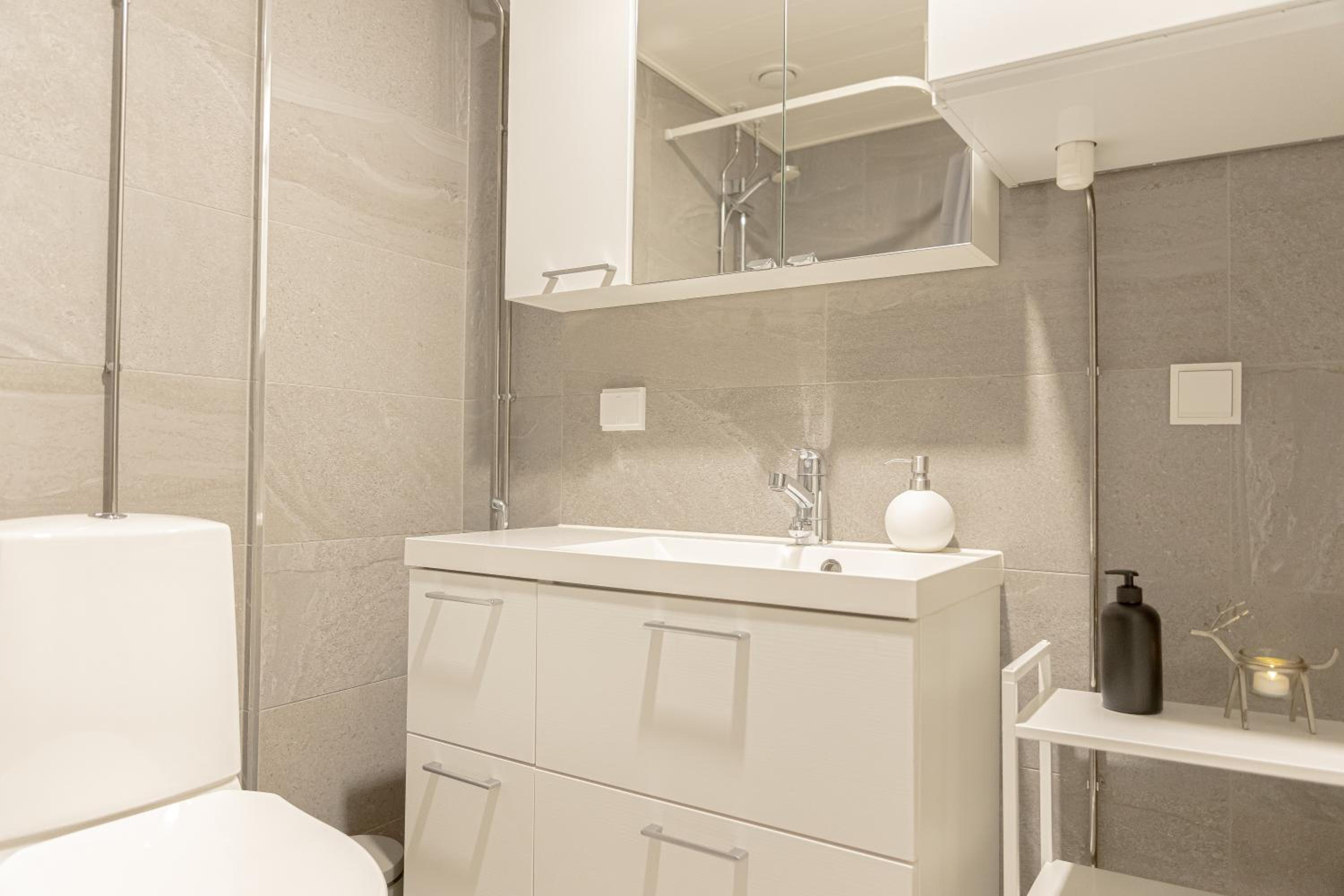 Aurora Suite Sivutie
