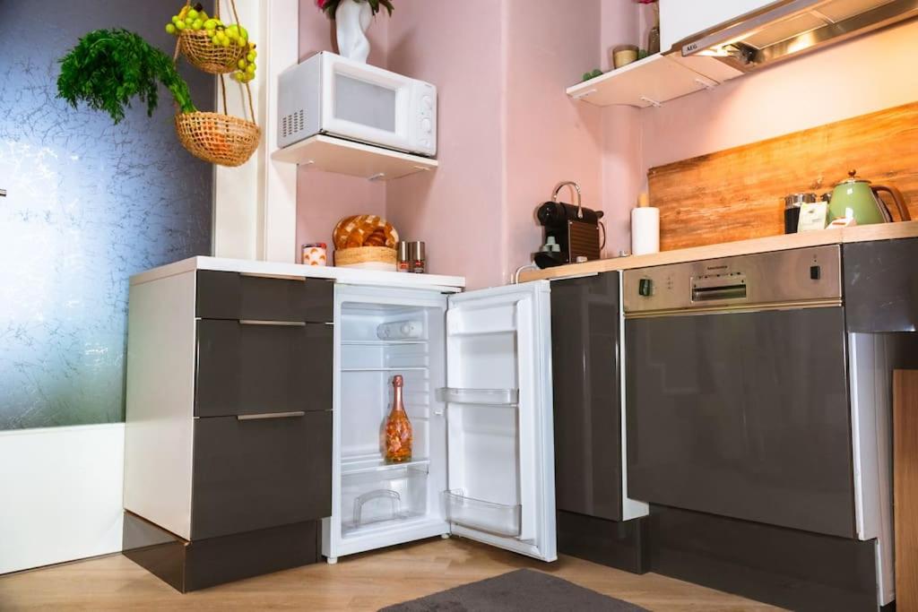 LUXURYLOFT - direct access to shopping street, U3 station, close to center