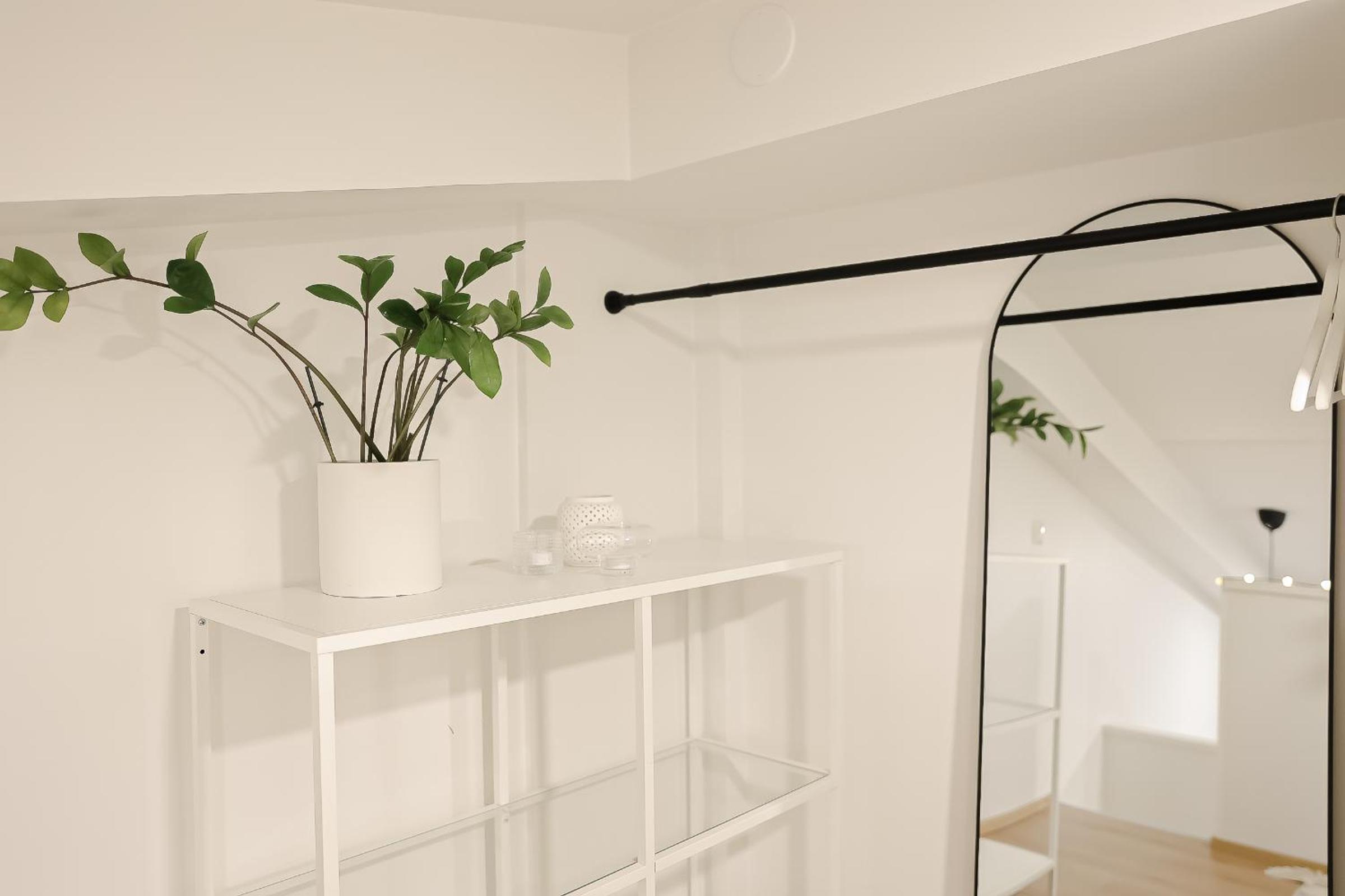 Aurora Suite Sivutie