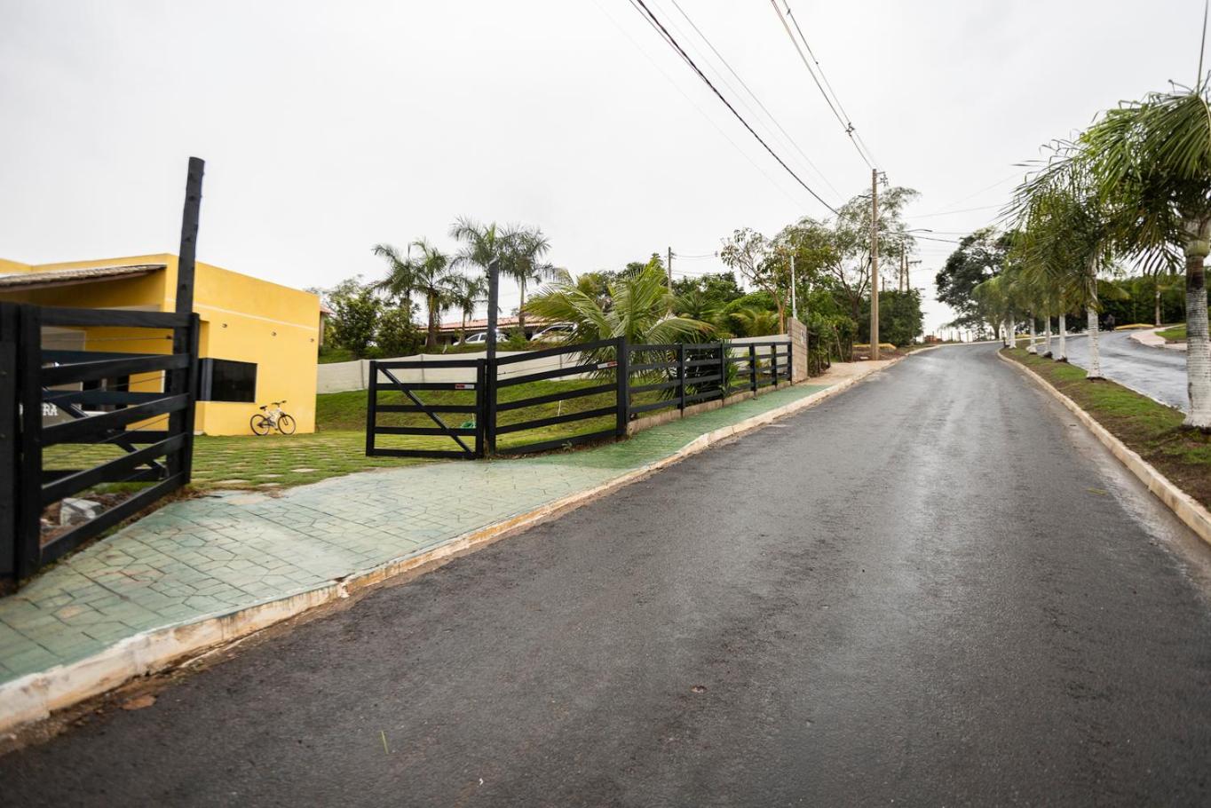 Casa com piscina, churrasq e Wi-Fi em Alexania GO
