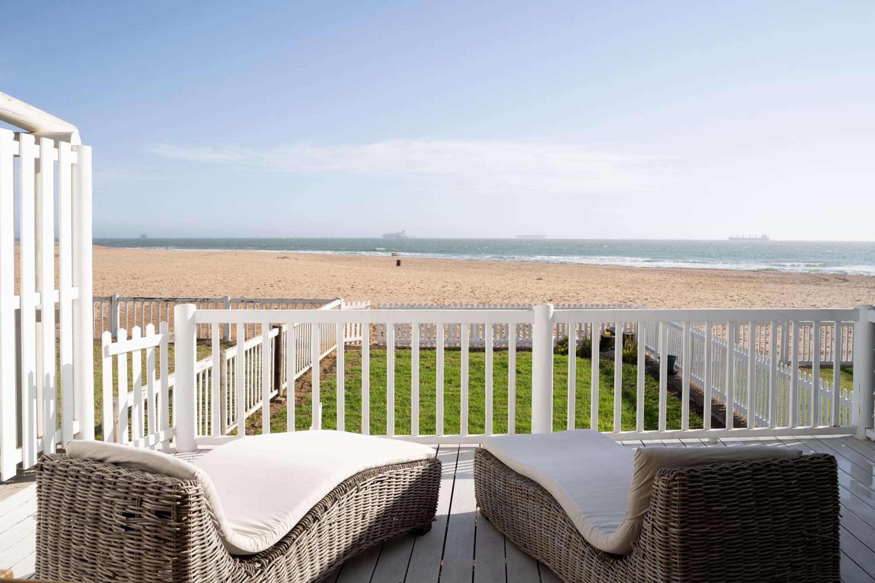 Art Cabin Beach Villa view 4