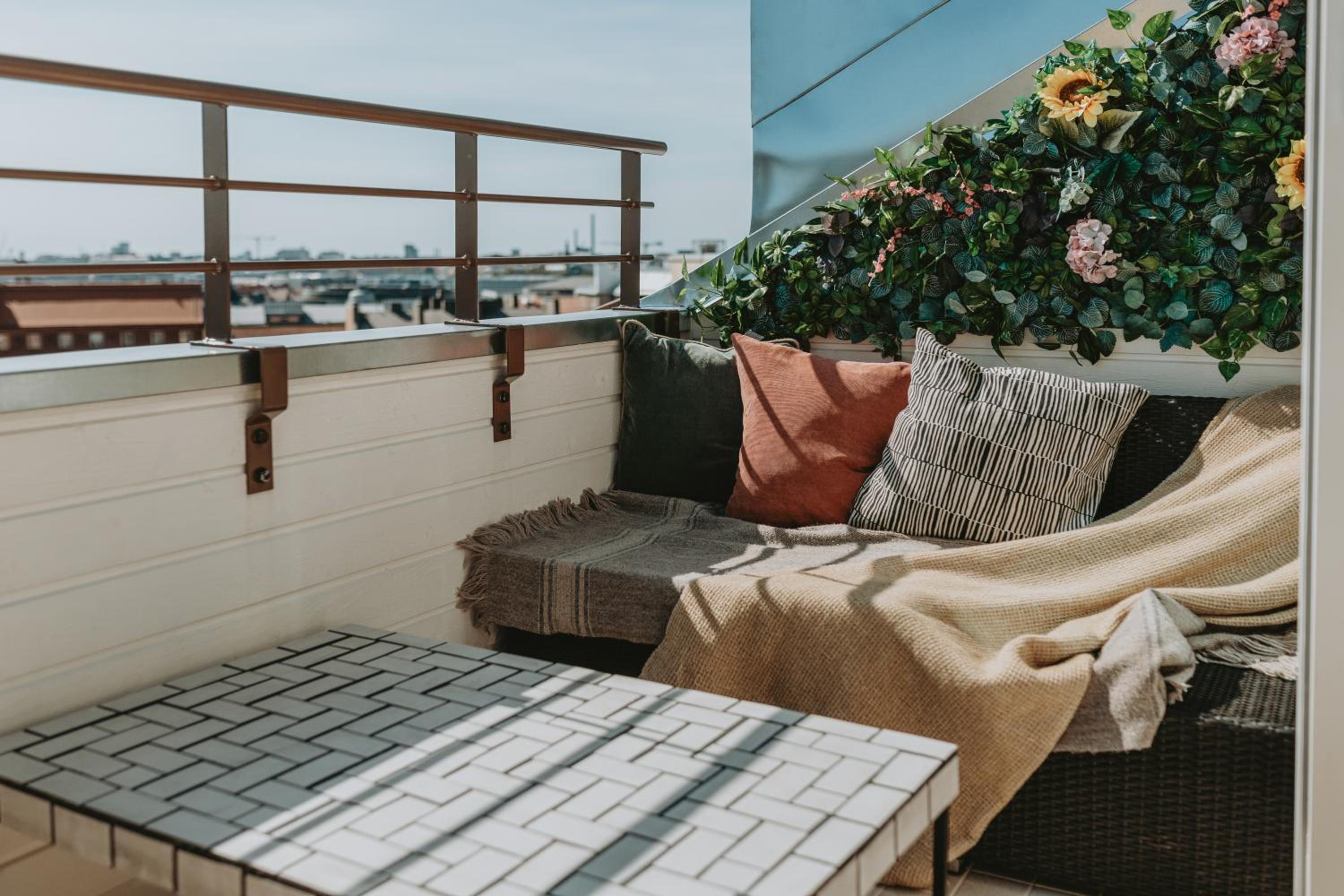 Seaview Loft with Private Balcony and Sauna