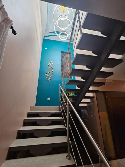Casa Mooreski NaranjitoLuxury Home sleeps 8